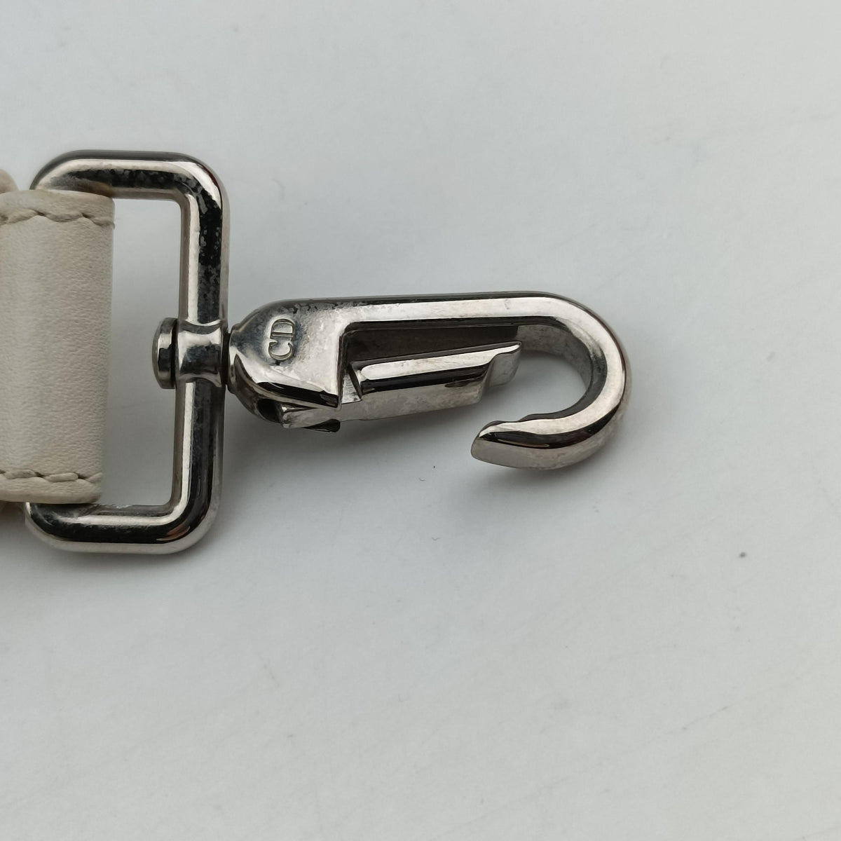 Be Dior White Leather 19-MA-0125ビーディオール ホワイト レザー 19-MA-0125