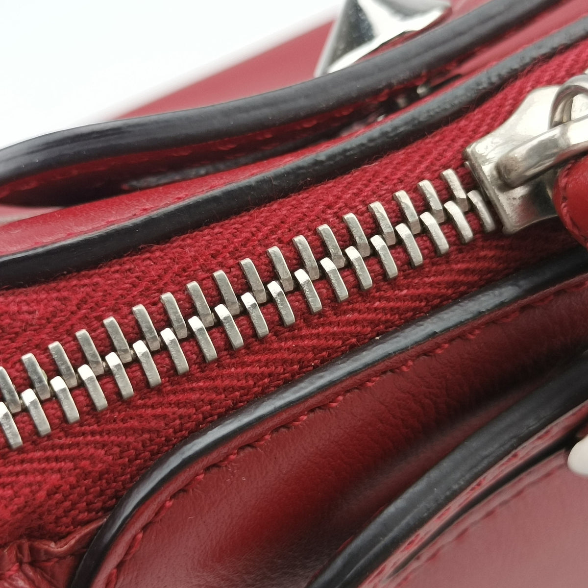 By The Way Red Leather 8BL124 8BL124-1D5 179-8007バイザウェイ レッド レザー 8BL124 8BL124-1D5 179-8007