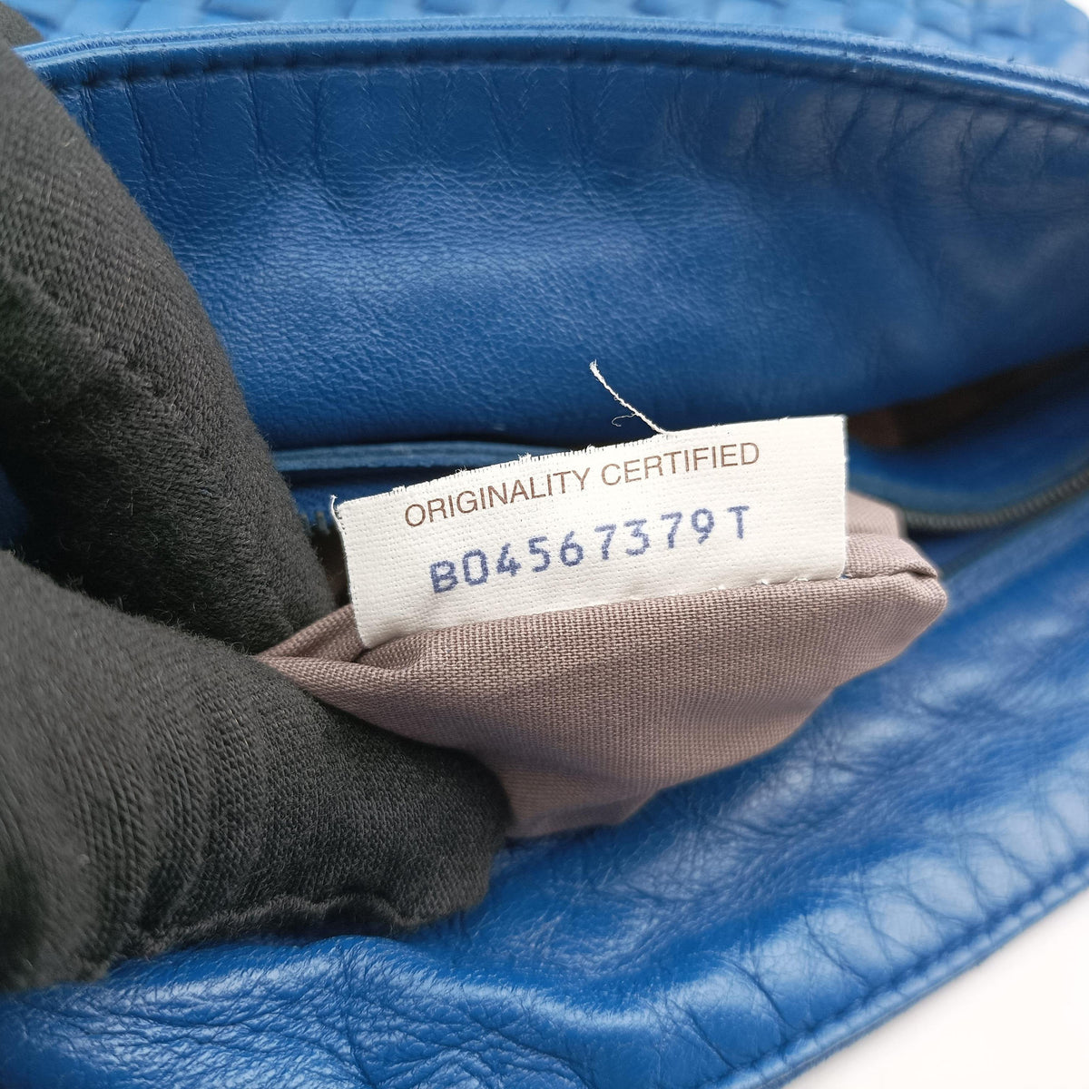 Intrecciato Blue lambskin イントレチャート ブルー ラムスキン