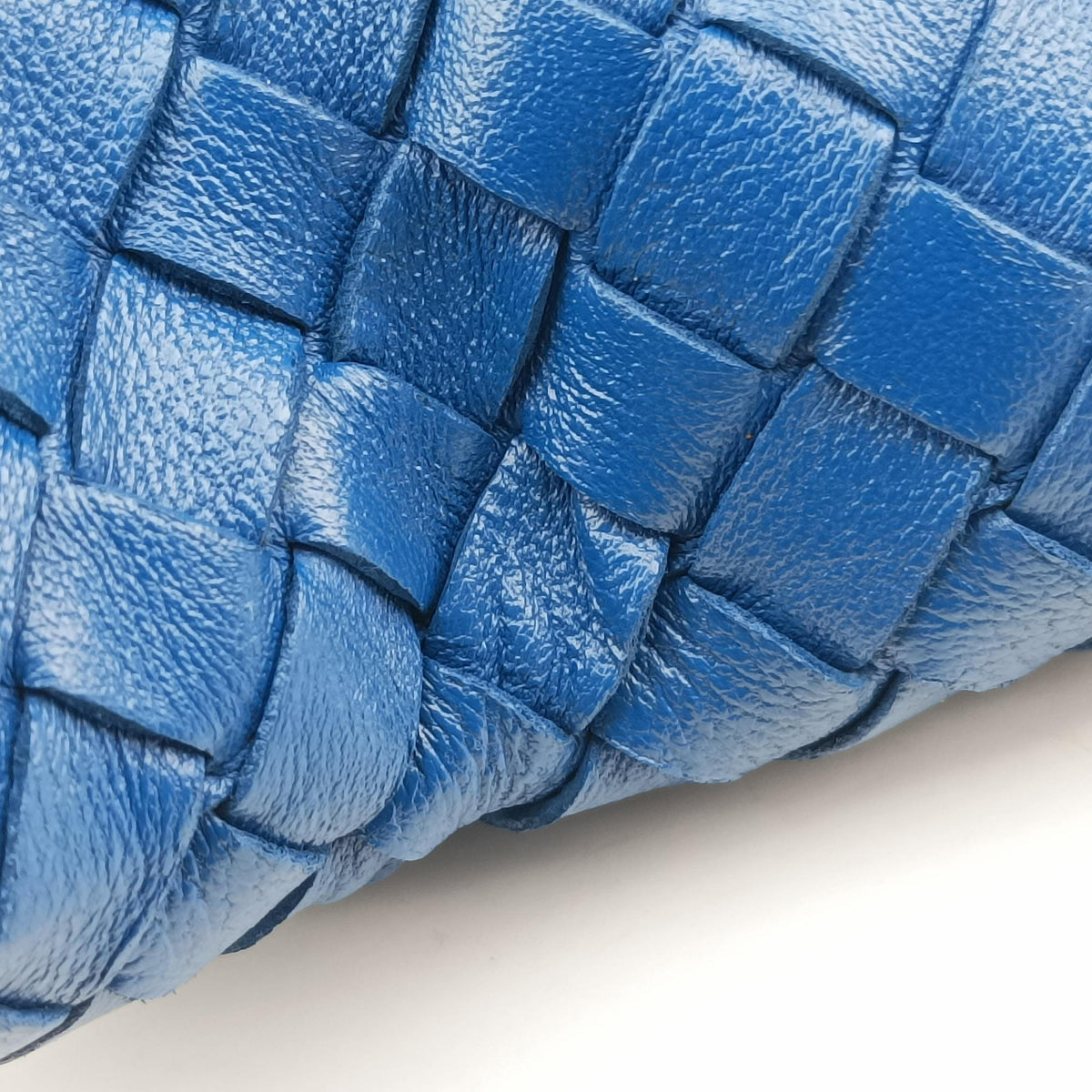 Intrecciato Blue lambskin イントレチャート ブルー ラムスキン