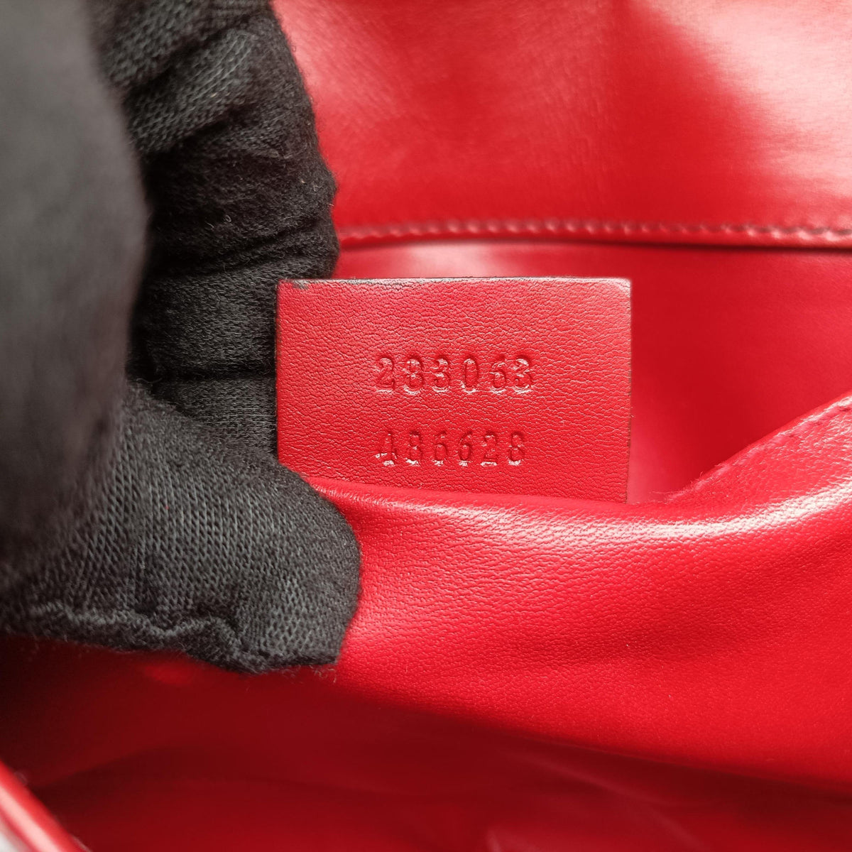 Emily Red Leather 283063 H010825042エミリー レッド レザー 283063 H010825042