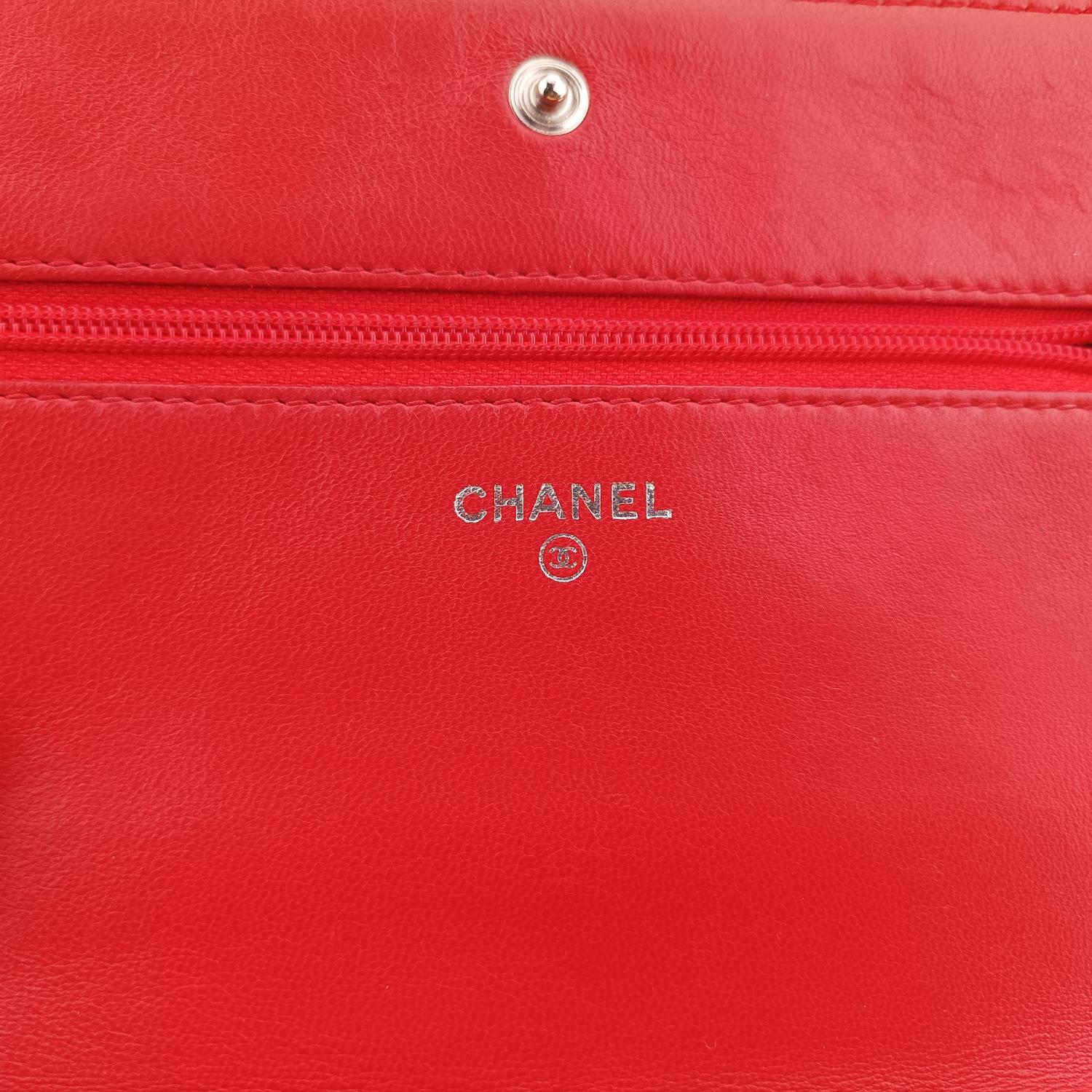 シャネル Chanel ショルダーバッグ レディース レッド ラムスキン 18739886