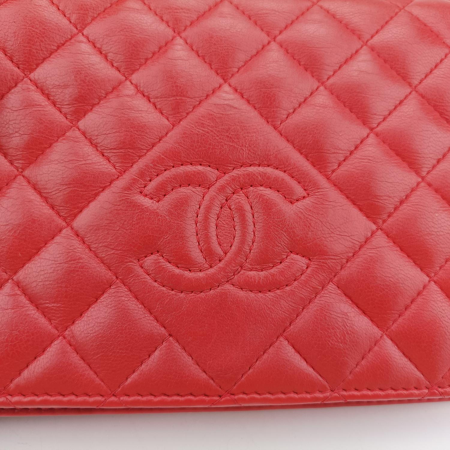 シャネル Chanel ショルダーバッグ レディース レッド ラムスキン 18739886