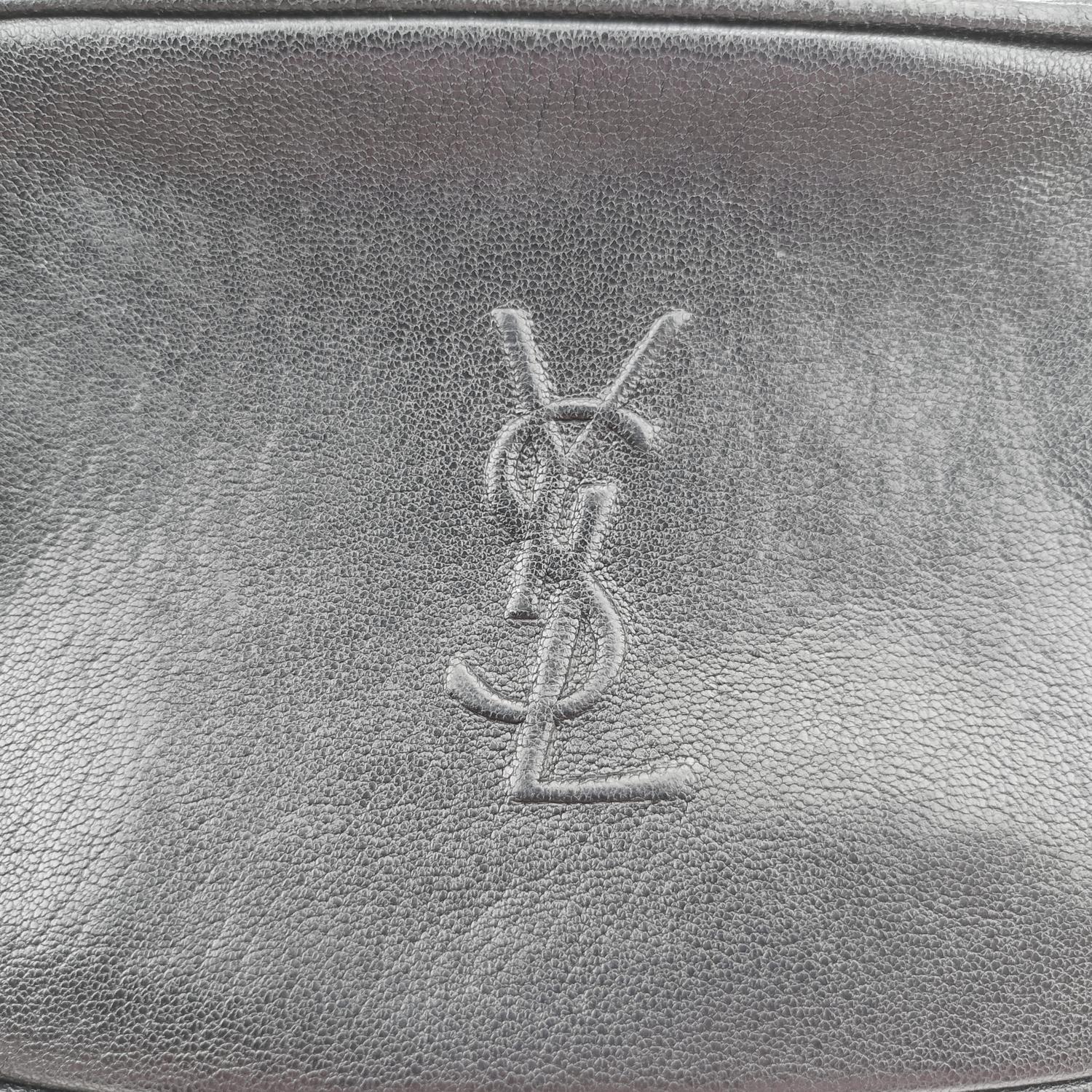 イヴサンローラン Yves saint Laurent ボディバッグ/ウェストバッグ レディース ルー カメラバッグ ブラック レザー PTR527096.1218