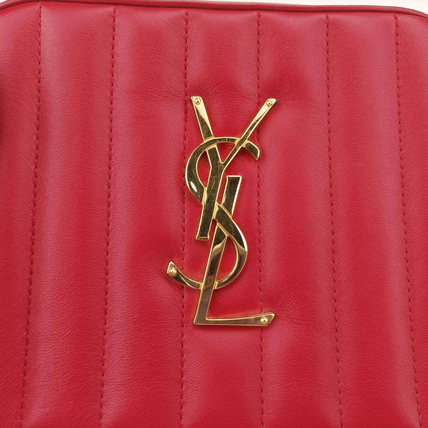 イヴサンローラン Yves saint Laurent ボディバッグ/ウェストバッグ レディース ヴィッキー レッド レザー BMB557574.1118