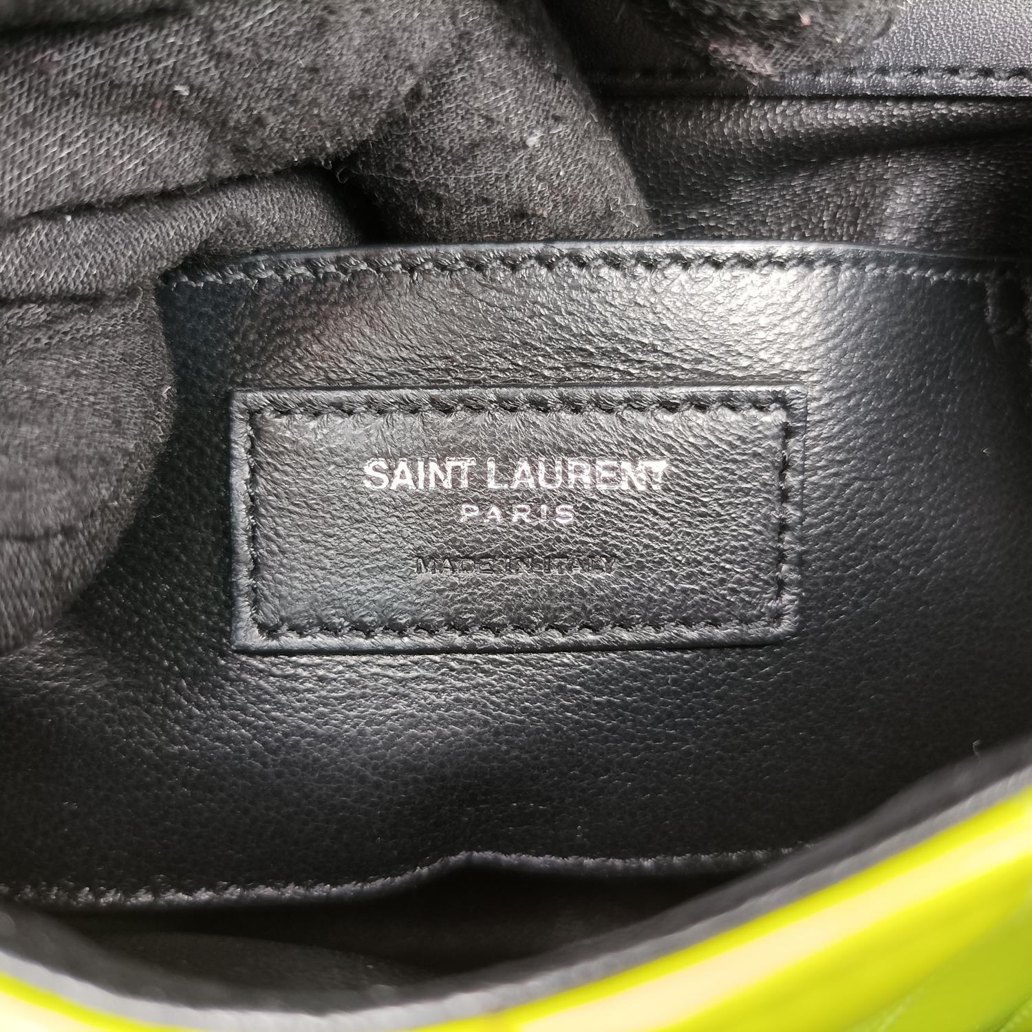 イヴサンローラン Yves saint Laurent ショルダーバッグ レディース ヴィッキー グリーン パテント GNR538439.0419