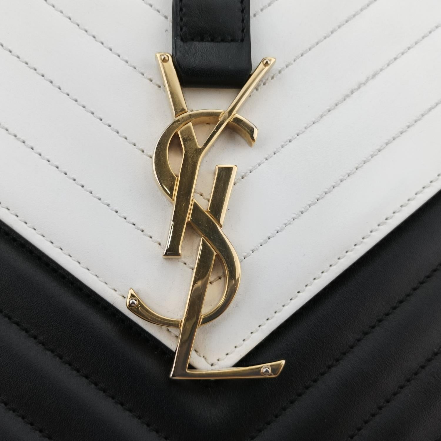 イヴサンローラン Yves saint Laurent ショルダーバッグ レディース モノグラム　バイカラー　エンベロープ ブラック レザー ARS354489.0314