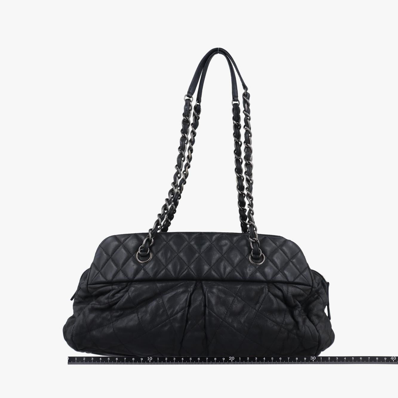 シャネル Chanel ショルダーバッグ レディース マトラッセ ブラック ナイロン×レザー A50475 14843248