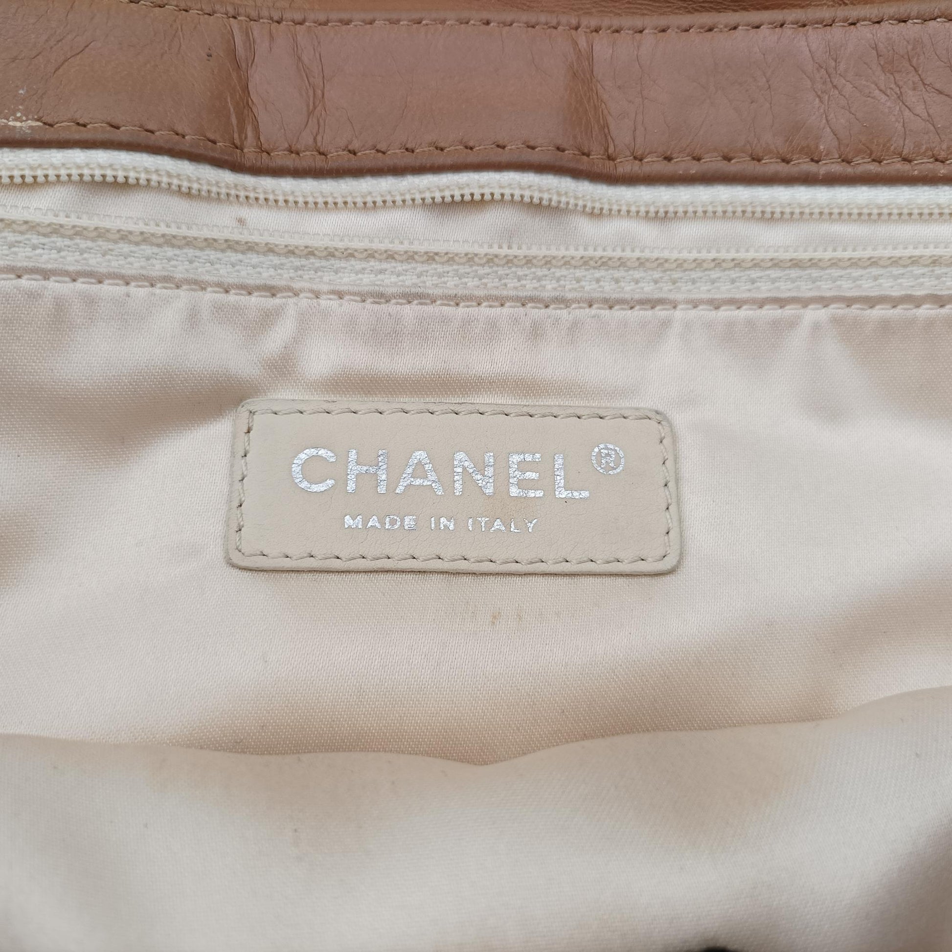 シャネル Chanel ショルダーバッグ レディース イーストウェスト キャメル ラムスキン A37692 11776067