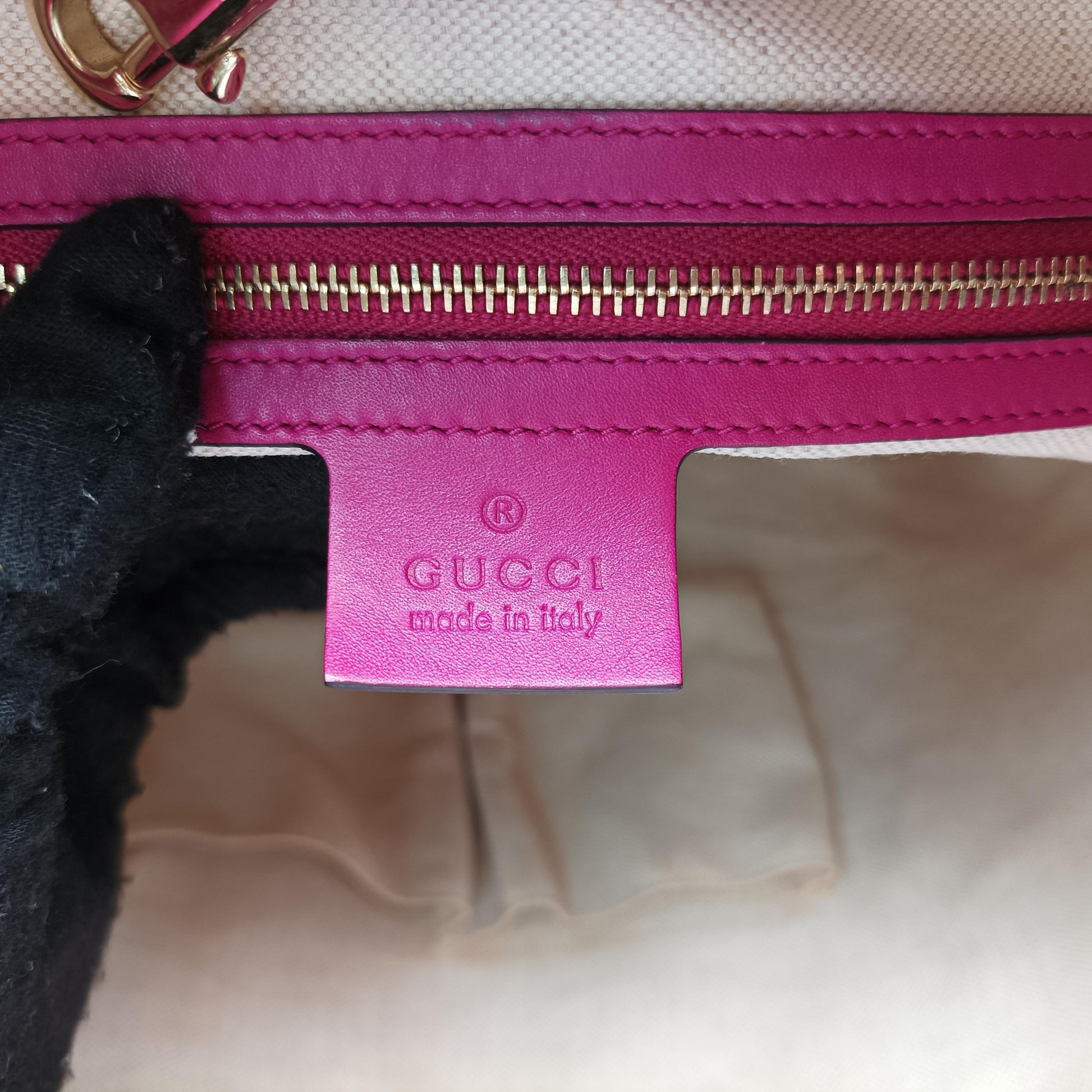 グッチ Gucci ショルダーバッグ レディース マイクログッチシマ レッド パテント 309613 C015829178