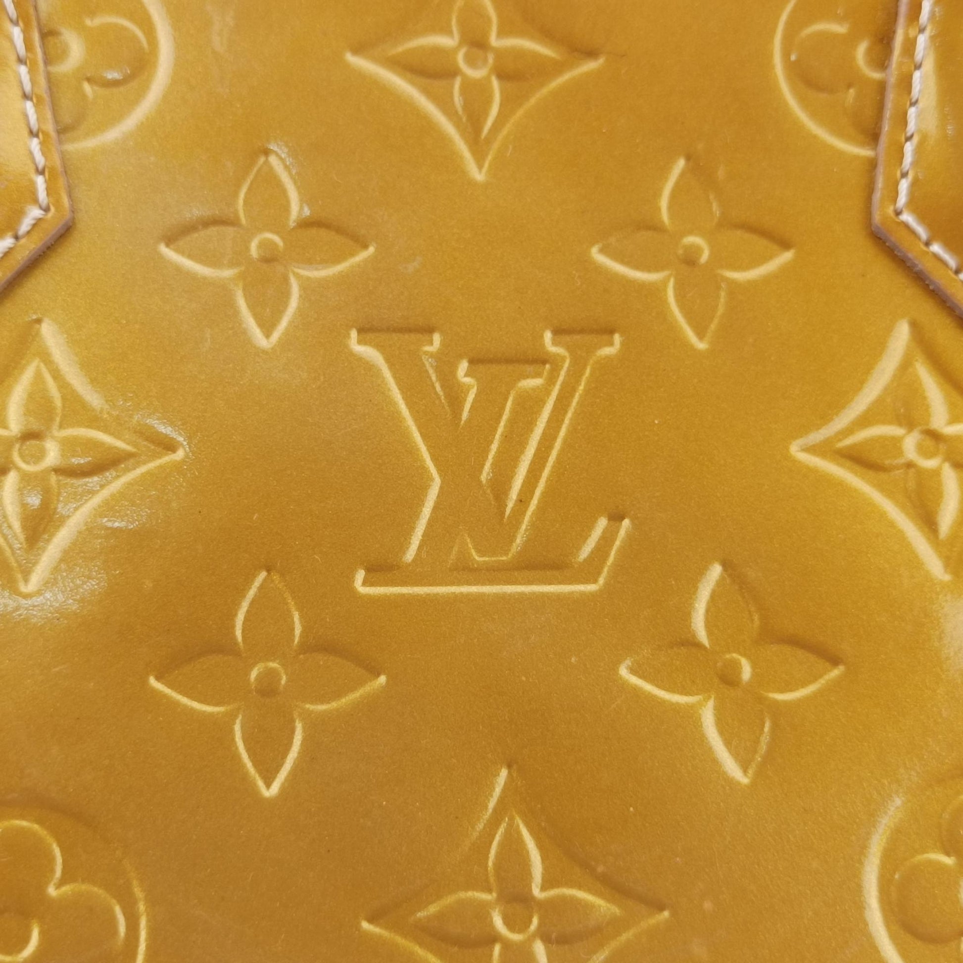 ルイヴィトン Louis Vuitton ハンドバッグ レディース アルマPM ヴェールオリーブ ヴェルニ M91582 MI2132