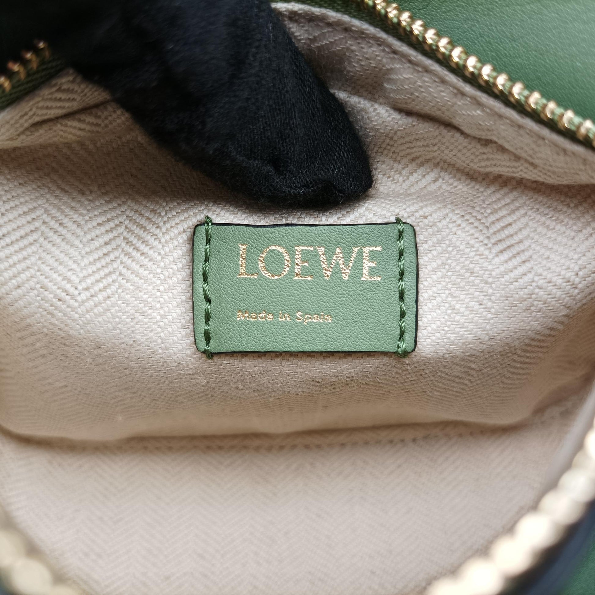 ロエベ Loewe ショルダーバッグ レディース パズル ナノ グリーン レザー 052126