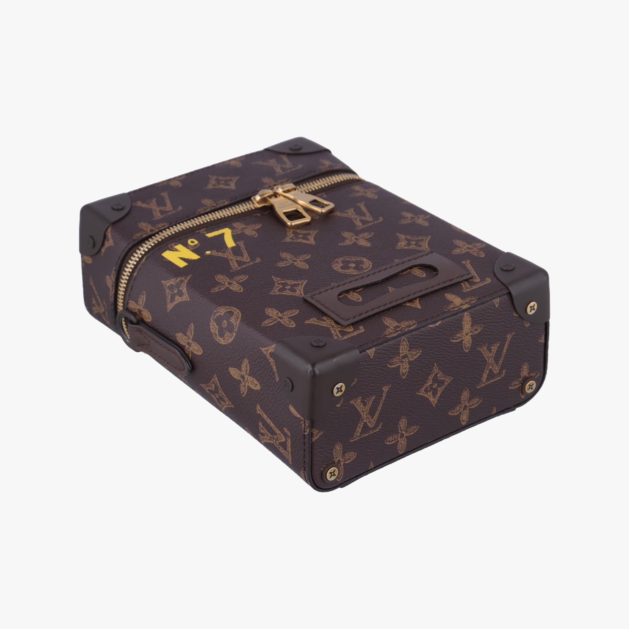 ルイヴィトン Louis Vuitton ショルダーバッグ レディース モノグラム(N°7) ヴェルティカル ボックス トランク 2022SS モノグラム/ブラウン系×グリーン モノグラムキャンバス×カーフレザー M59664 ICチップ