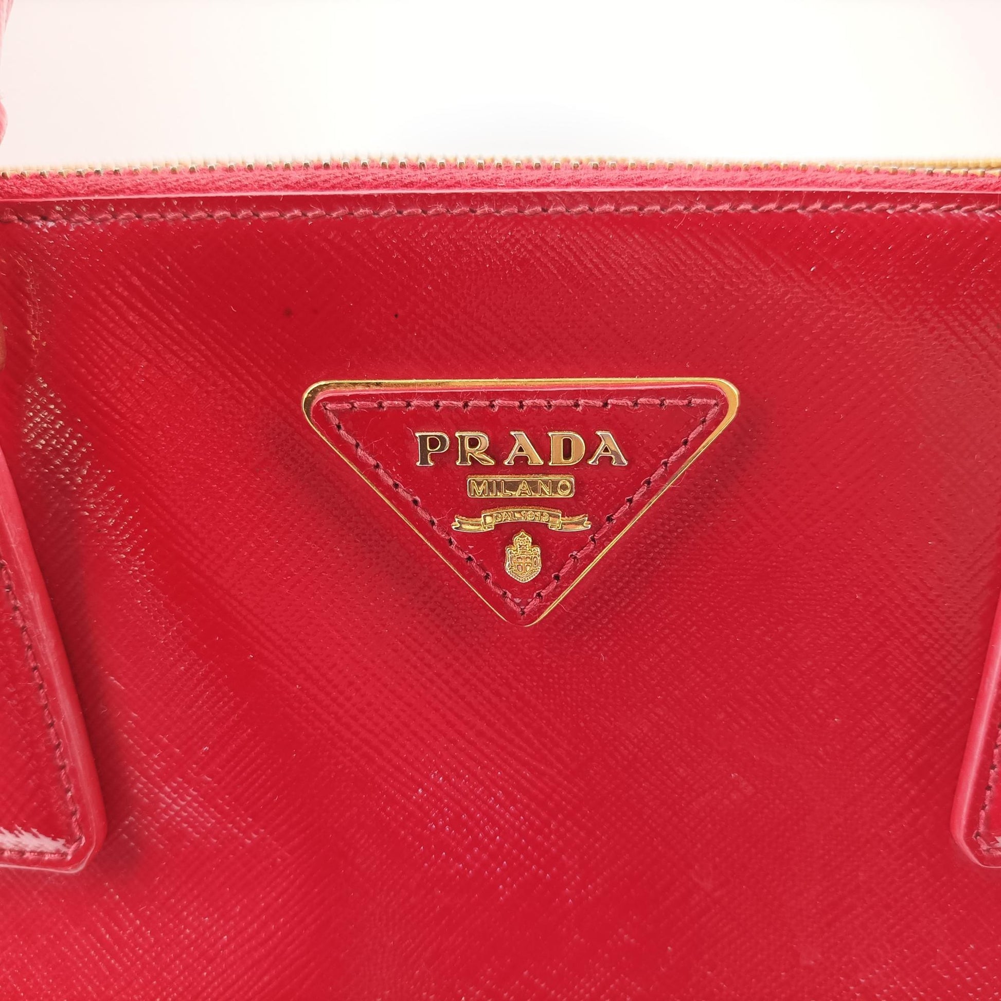 プラダ Prada ショルダーバッグ レディース ガレリア レッド サフィアーノレザー BN1874 7/R 208