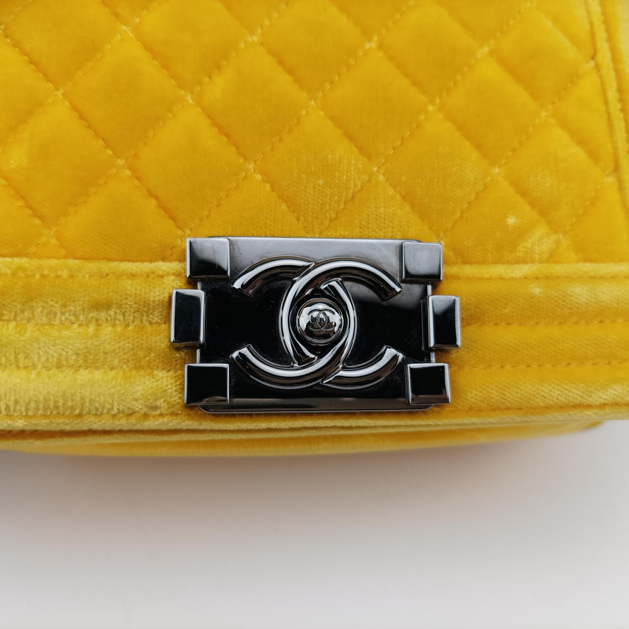 シャネル Chanel ショルダーバッグ レディース ボーイシャネル イエロー ベロア A67085 21510488