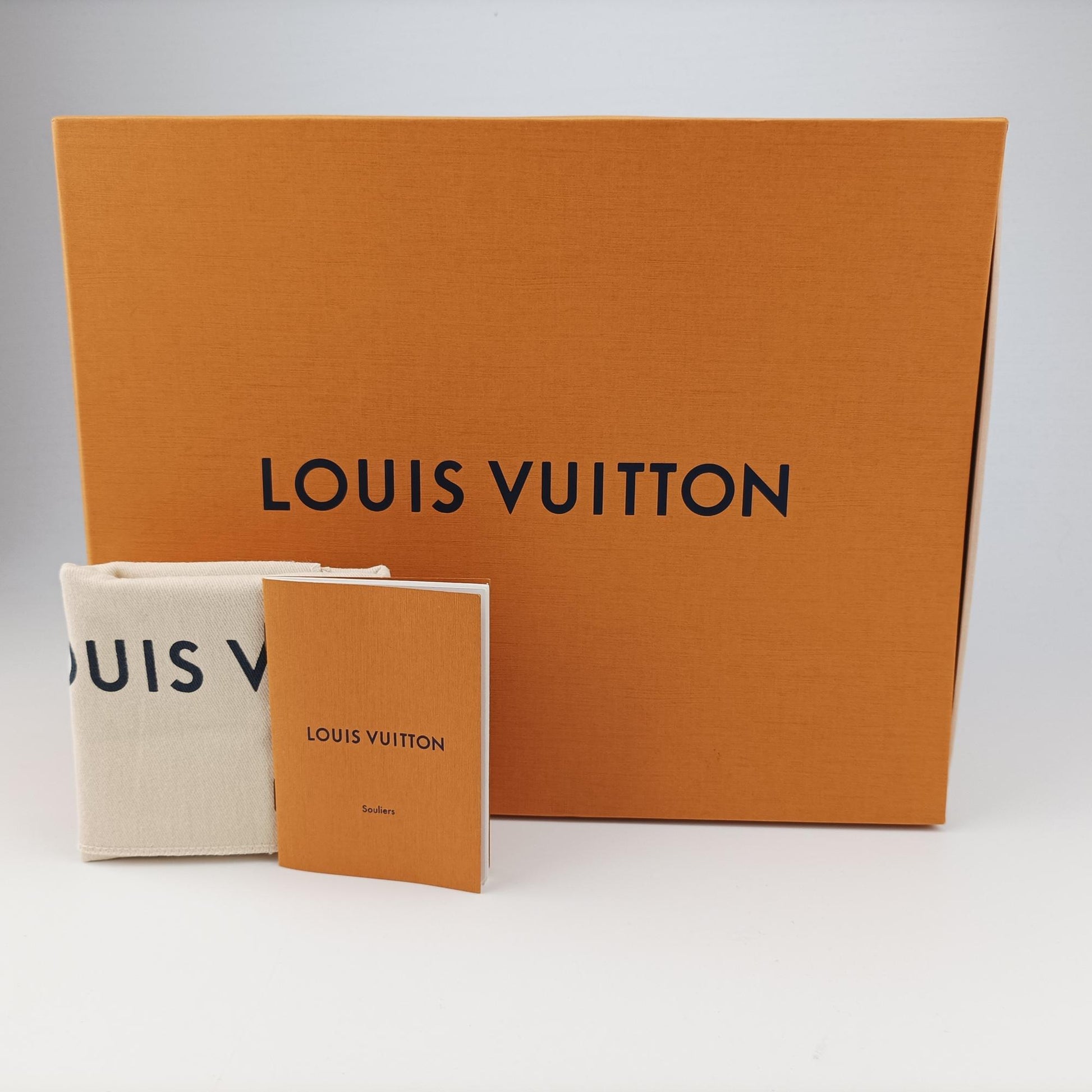 ルイヴィトン Louis Vuitton ショルダーバッグ レディース LV x NBA ソフトトランク　フォーンボックス アンタークティカ×レッド×ホワイト モノグラム キャンバス M80101 TJ4250