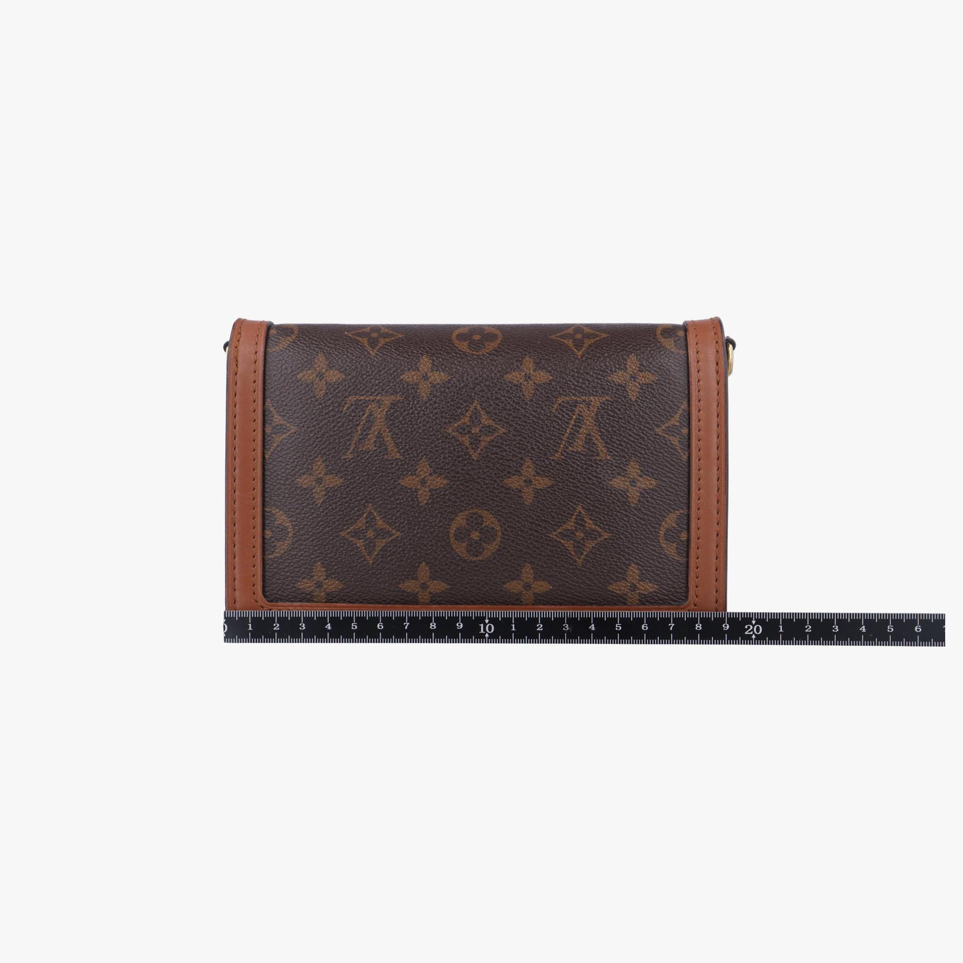 ルイヴィトン Louis Vuitton ボディバッグ/ウェストバッグ レディース ドーフィーヌ モノグラム/ブラウン系 モノグラムキャンバス M44586 GI1109