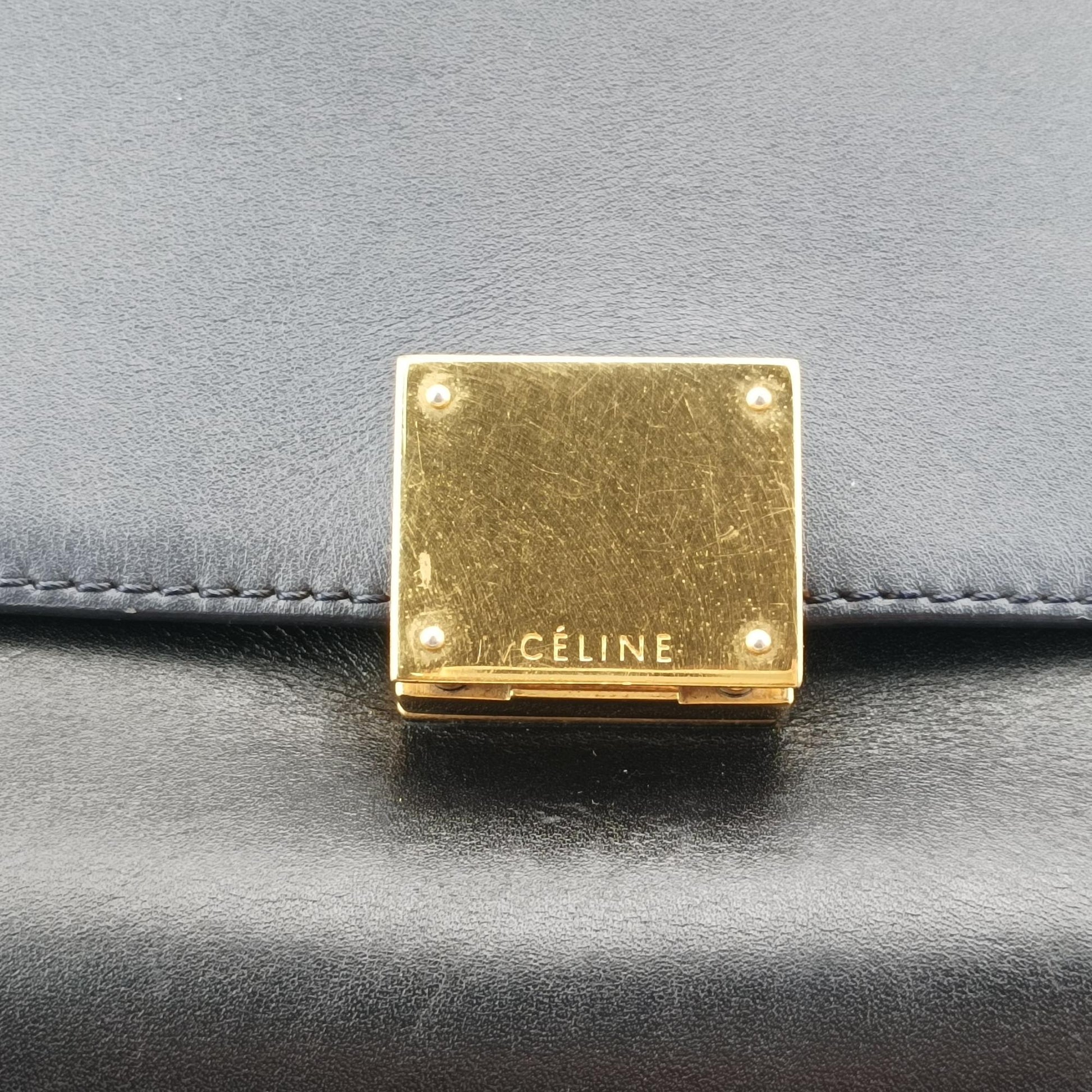 セリーヌ Celine ショルダーバッグ レディース トラペーズミディアム ブルー レザー W-VP-0173 W-MP-0173