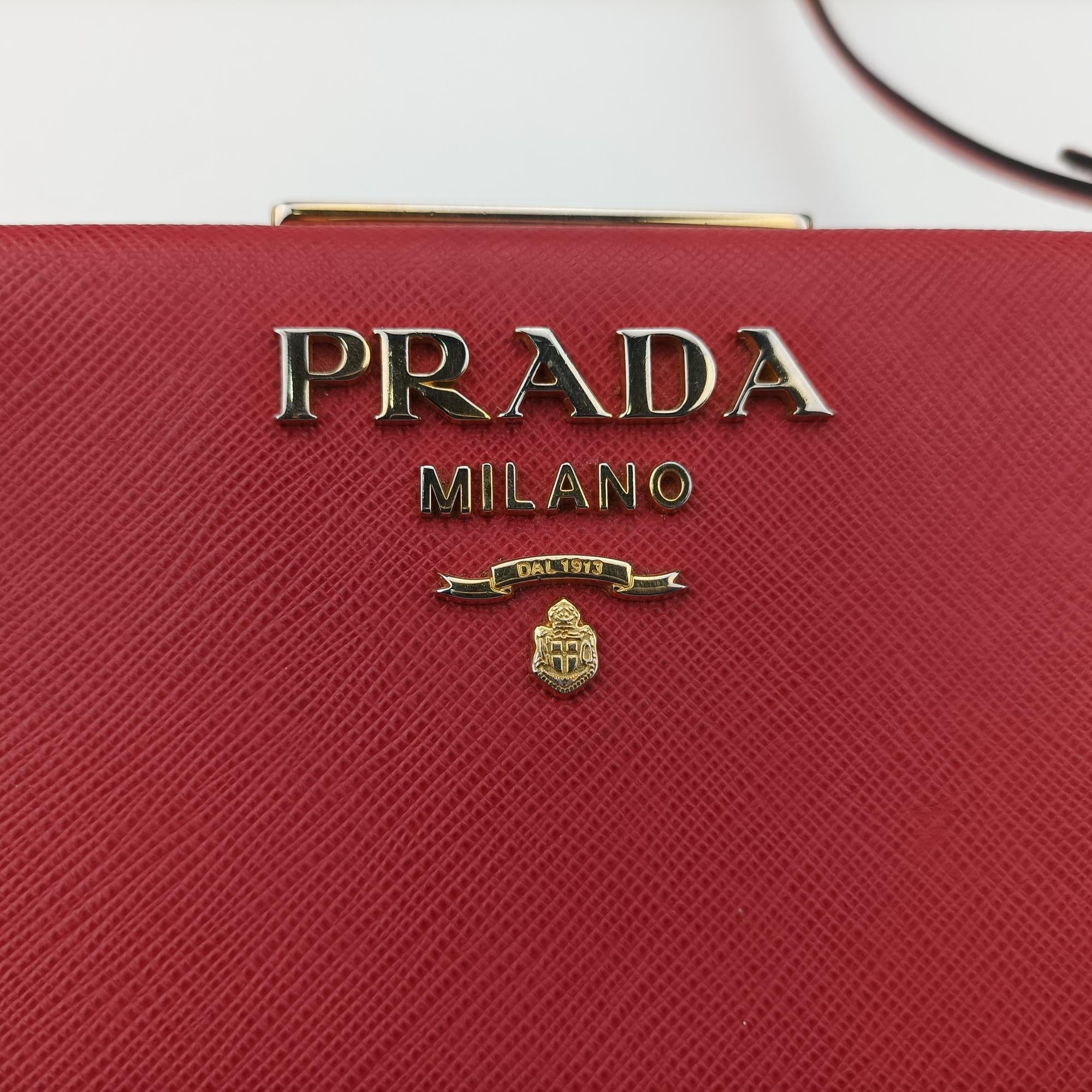 プラダ Prada ショルダーバッグ レディース ヴィテロ　フェニックス レッド サフィアーノレザー 7