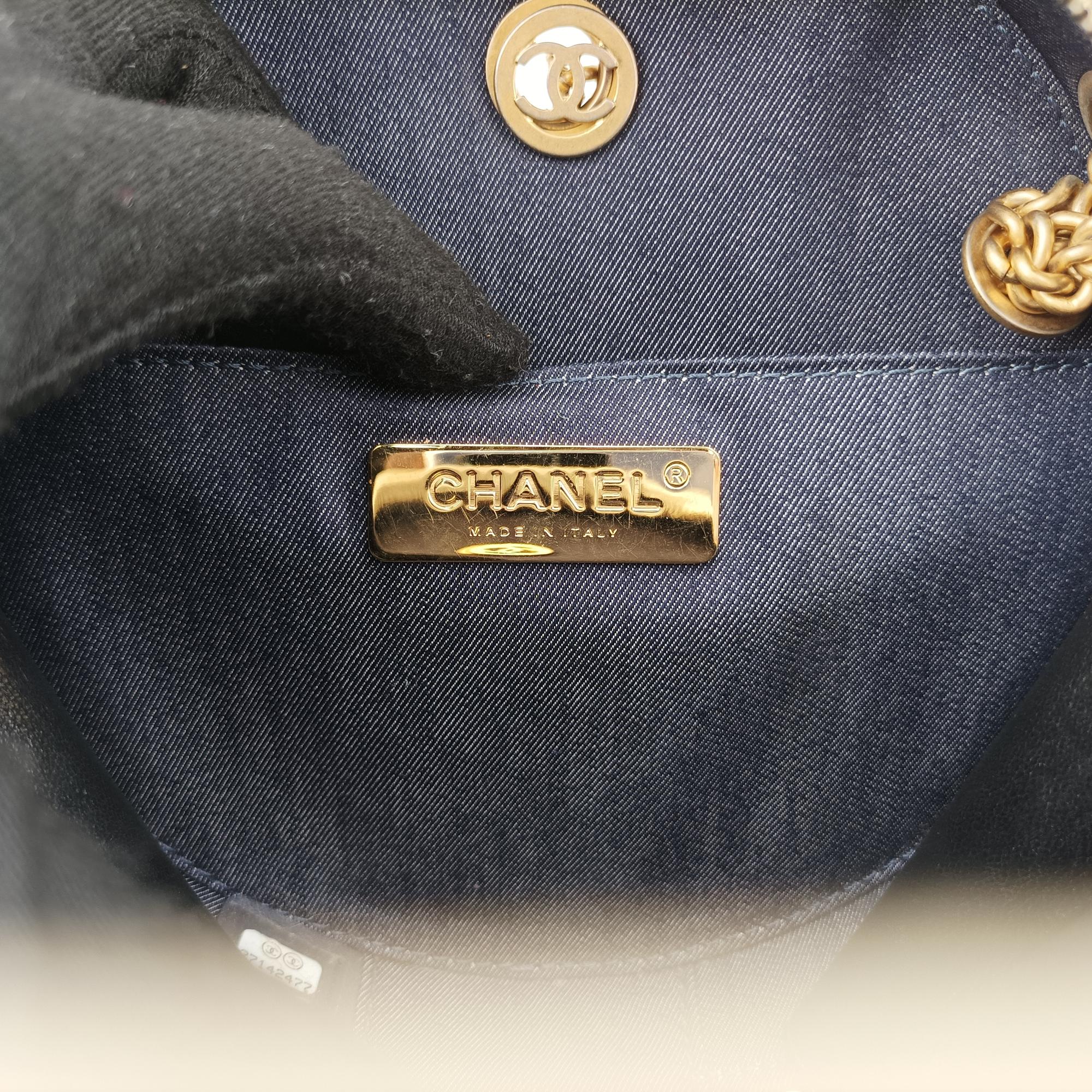 シャネル Chanel ショルダーバッグ レディース スモール アン ヴォーグ ラウンド ブラック×ホワイト レザー AS0075 27142477