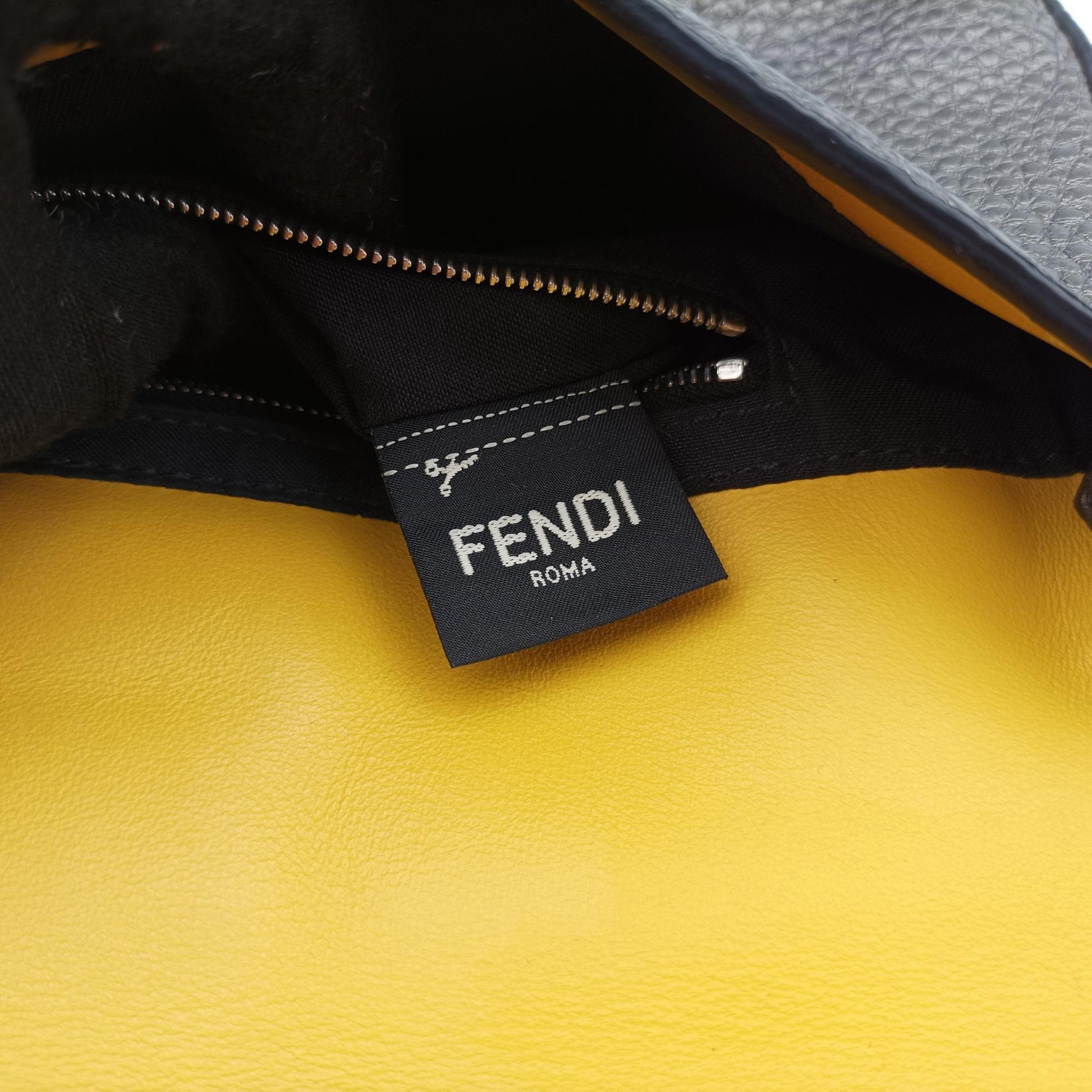 フェンディ Fendi ショルダーバッグ レディース マンマバケット グレー レザー 7VA472-A91Q-199-1042