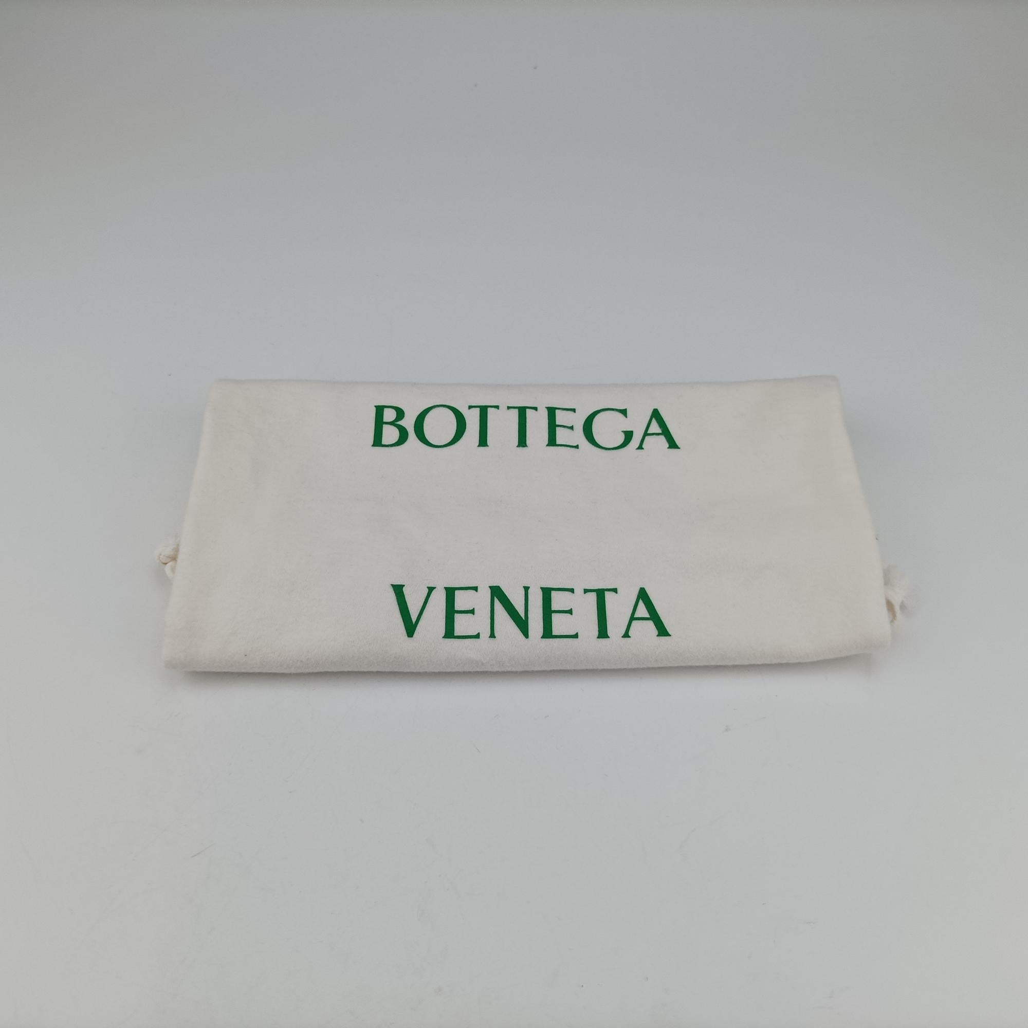 ボッテガヴェネタ Bottega Veneta ショルダーバッグ レディース ザ チェーン ポーチ グリーン レザー P01688907w