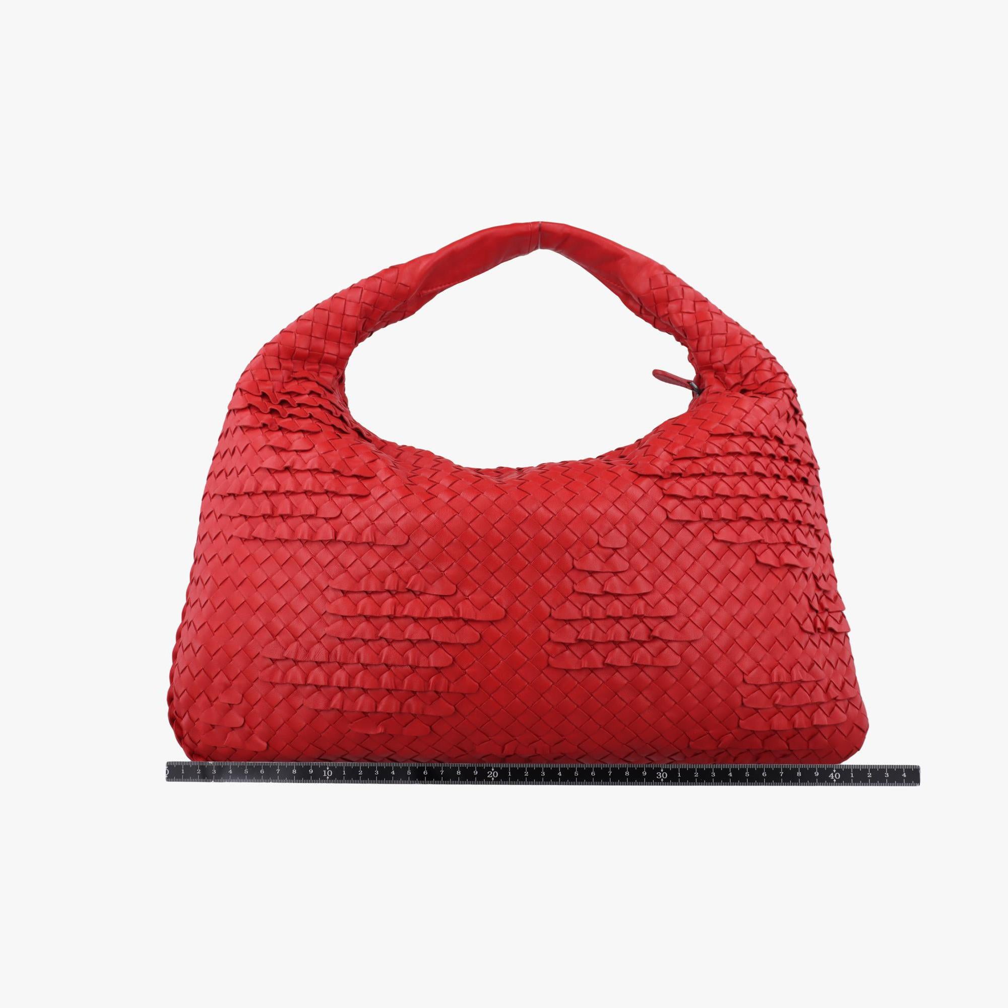 ボッテガヴェネタ Bottega Veneta ハンドバッグ レディース イントレチャート レッド レザー B02629879