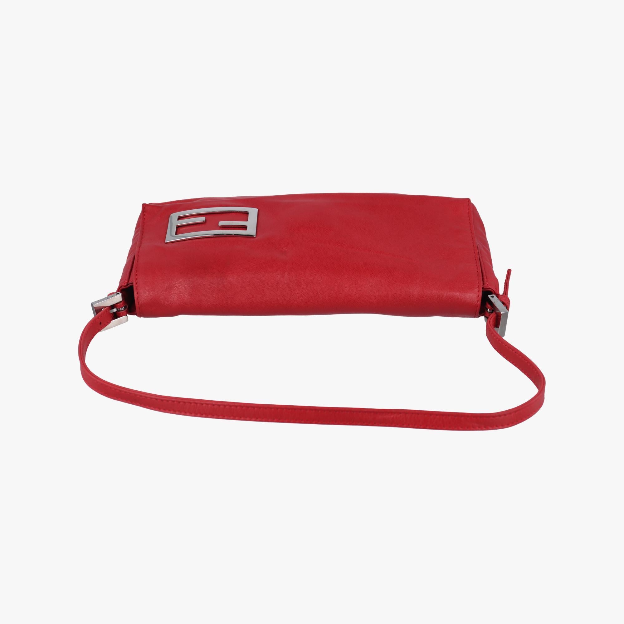 フェンディ Fendi ショルダーバッグ レディース FFバックル バゲット レッド ラムスキン 2211 26776 009