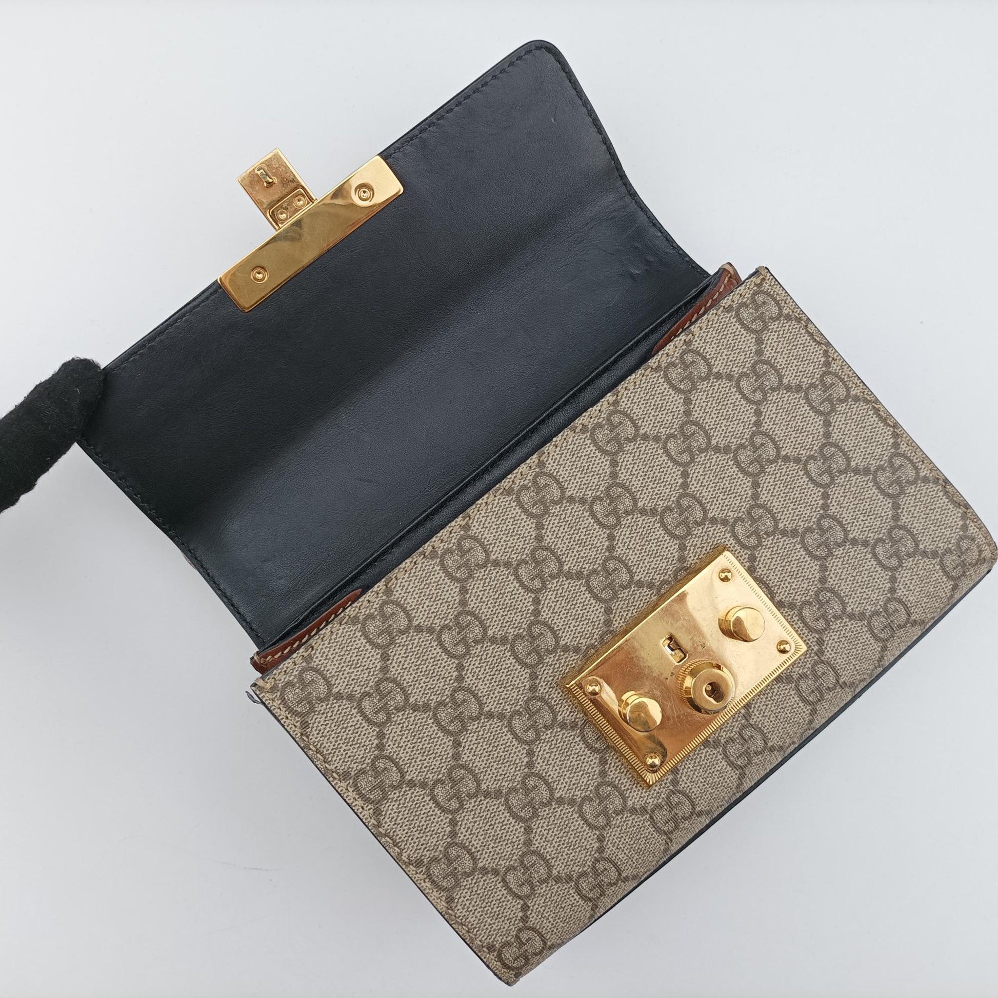 グッチ Gucci ショルダーバッグ レディース パドロック ベージュ×ブラック PVCコーティングキャンバス×レザー 409487 B025305891