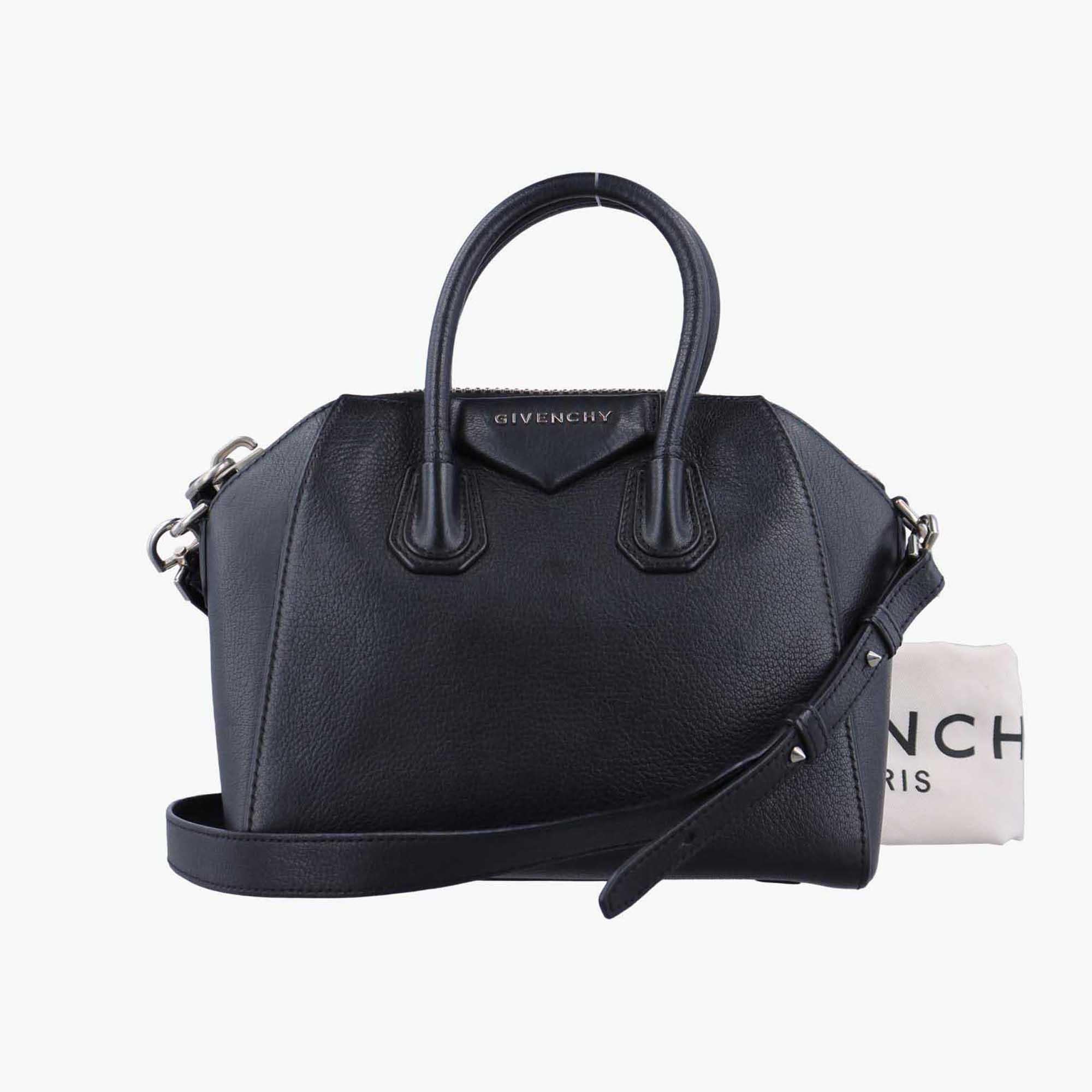 ジバンシー Givenchy ショルダーバッグ レディース アンティゴナ ブラック レザー BB05114014 3C1124