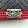 シャネル Chanel ショルダーバッグ レディース ボーイシャネル ブラック×レッド ラムスキン A67086 18278491