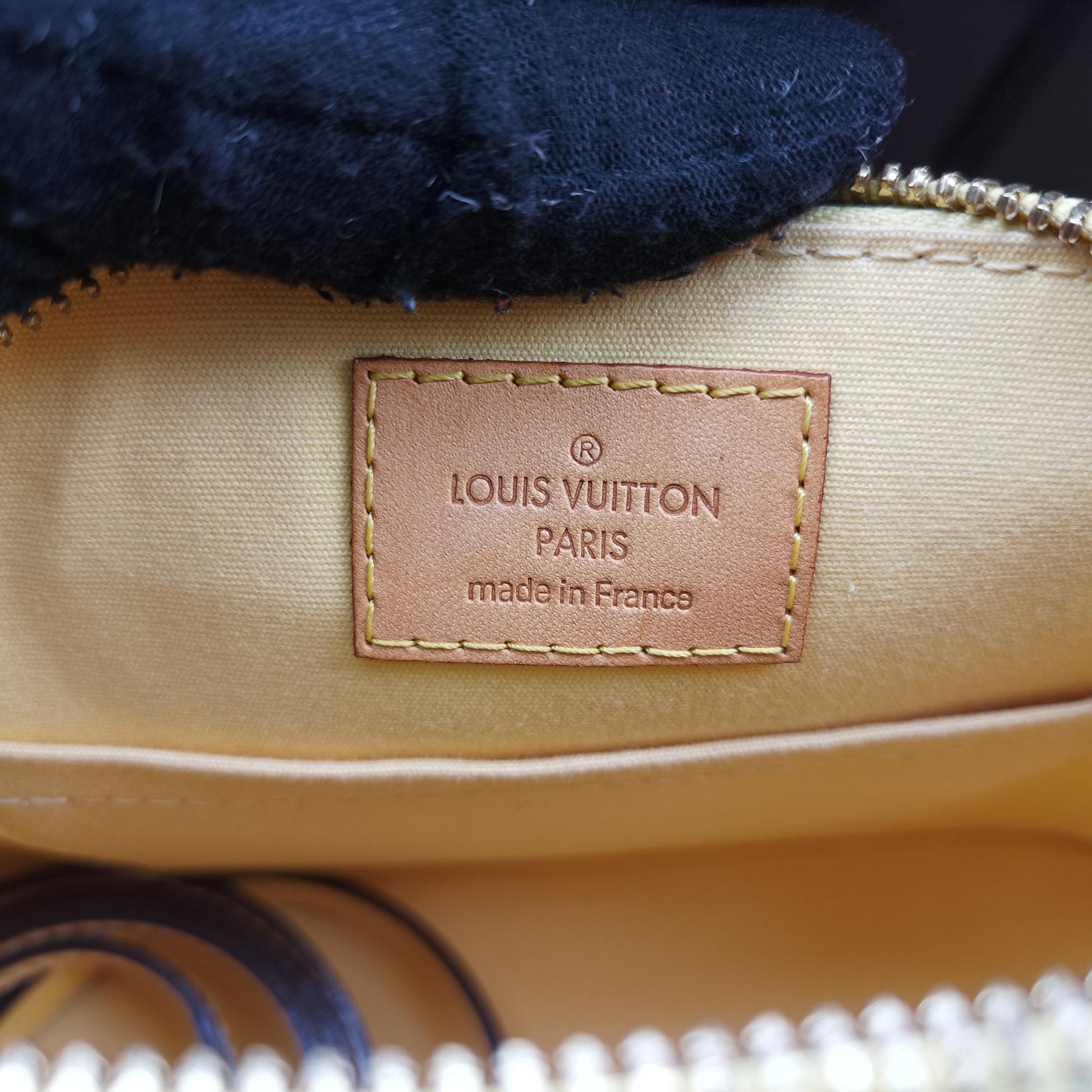 ルイヴィトン Louis Vuitton ショルダーバッグ レディース アルマBB シトリン ヴェルニ M90104 AA0164