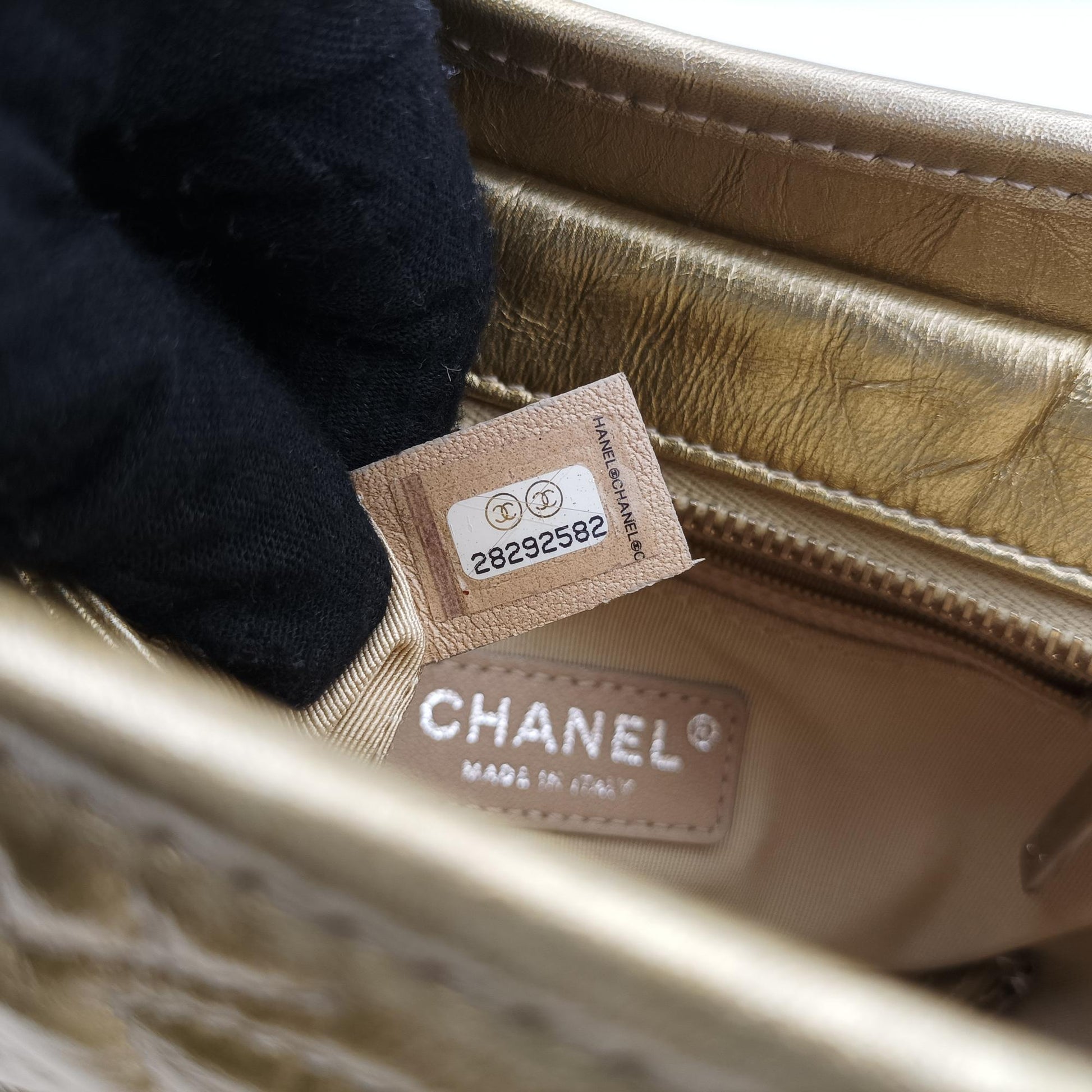 シャネル Chanel ショルダーバッグ レディース ガブリエル ゴールド レザー A91810 28292582