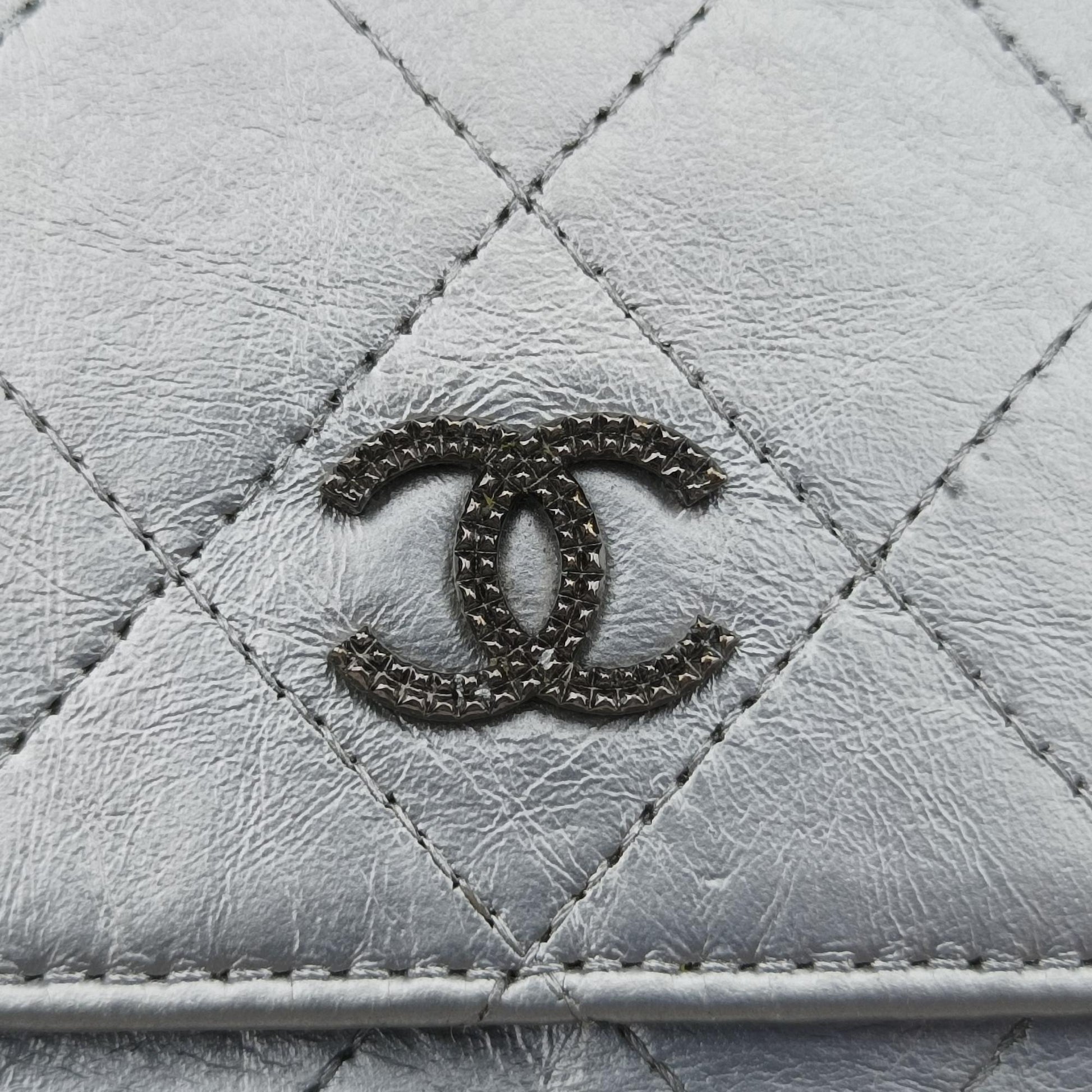 シャネル Chanel ショルダーバッグ レディース マトラッセ　ウォレット　オン　チェーン シルバー レザー A68639 15523552