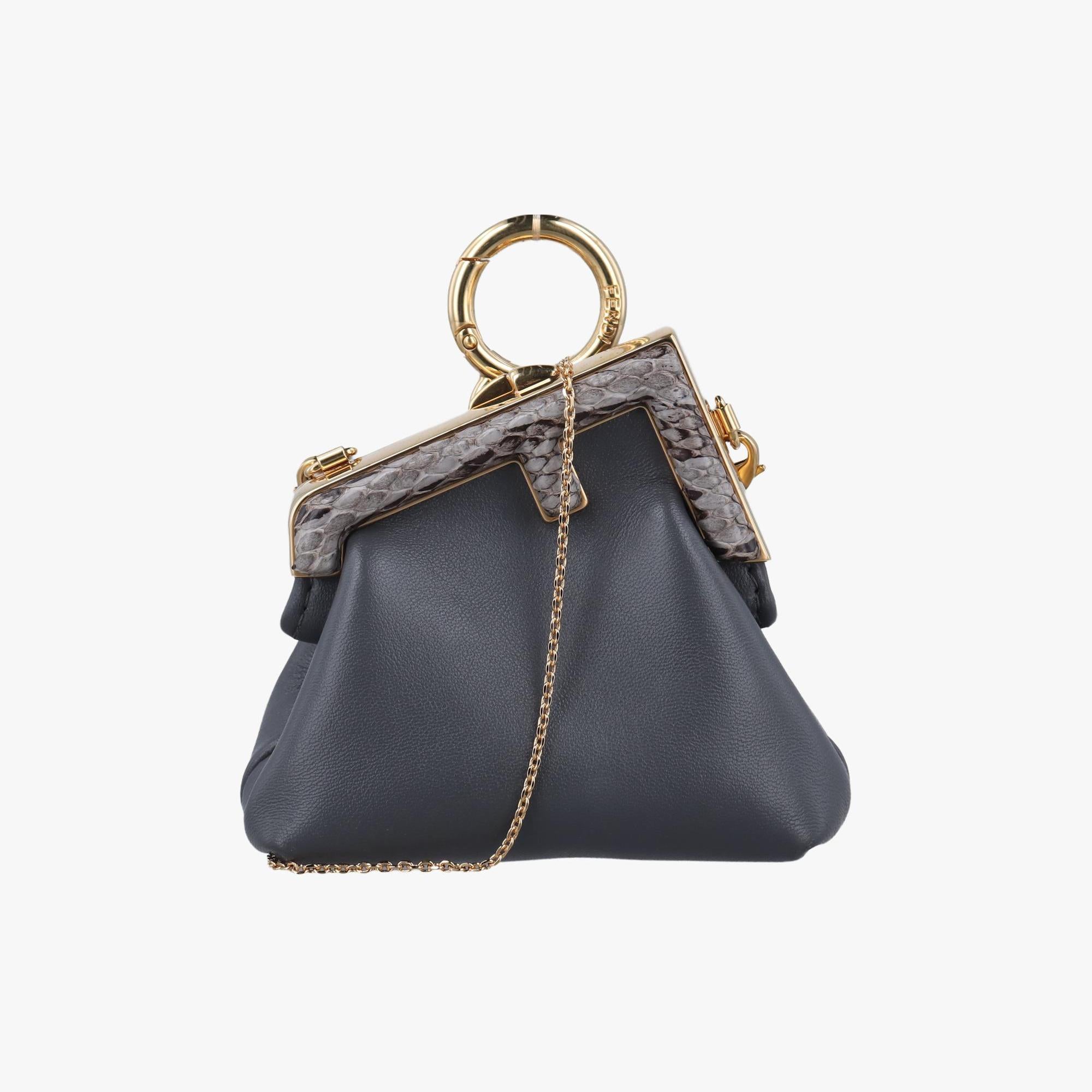 フェンディ Fendi ショルダーバッグ レディース ナノ ファースト グレー レザー YA5051-AGWR-229-1835と記載有り