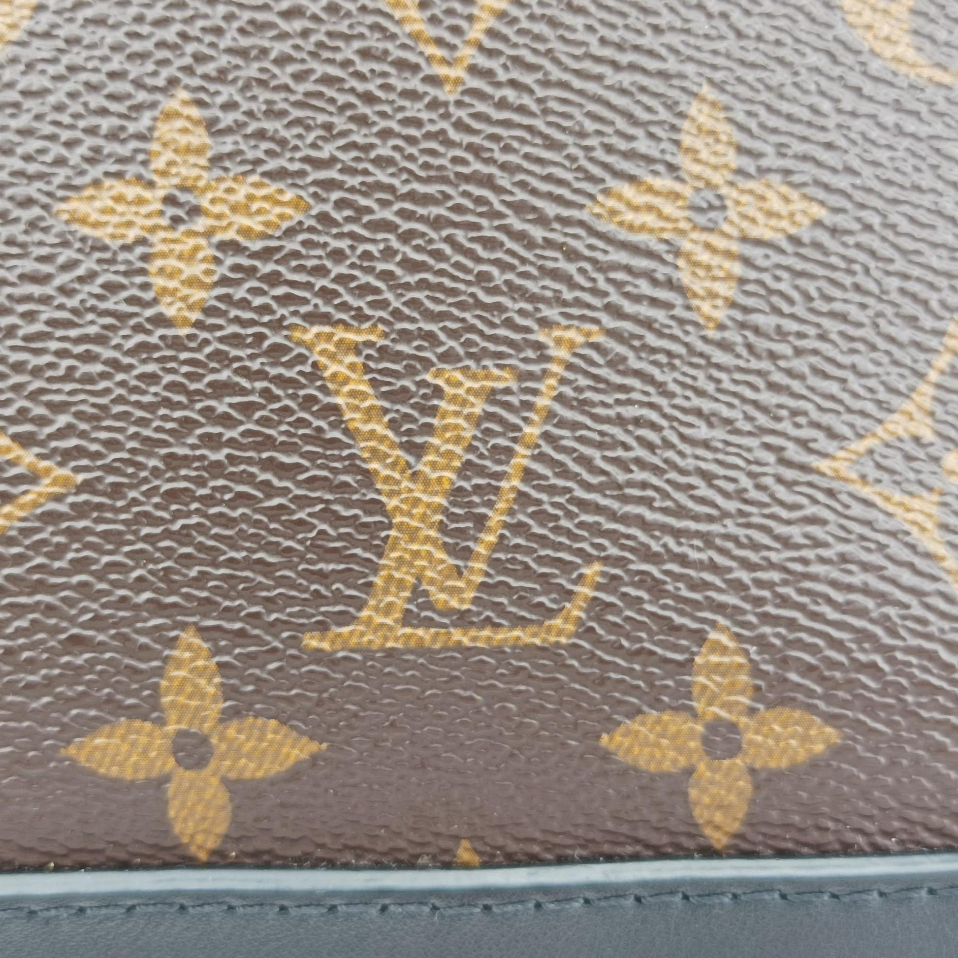 ルイヴィトン Louis Vuitton ショルダーバッグ レディース ソーラーレイ ソフトトランク モノグラム/ブラウン系×ブラック モノグラムキャンバス×カーフレザー M44478 DU3178