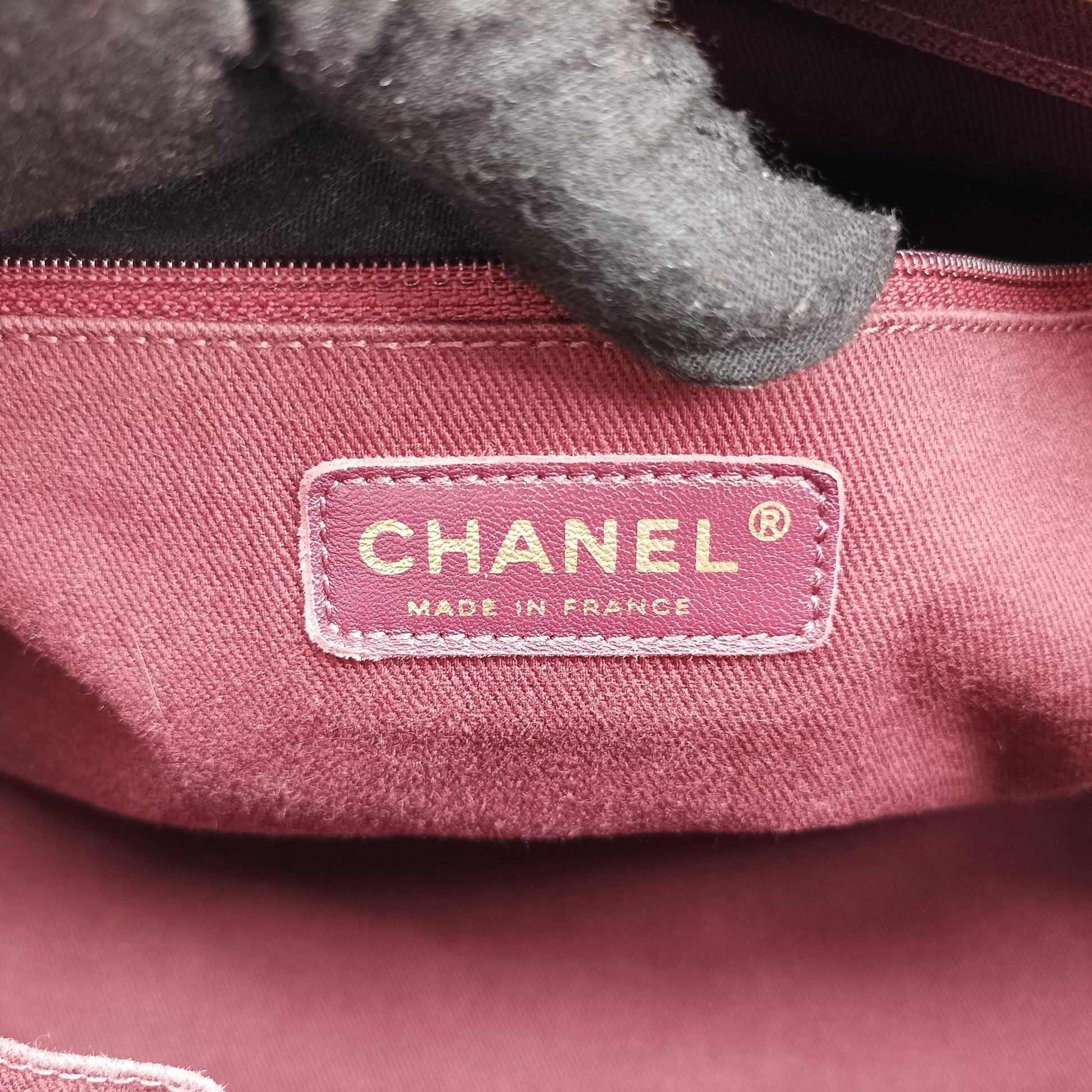 シャネル Chanel ショルダーバッグ レディース マトラッセ　ココマークGST ブラック キャビアスキン A67605 15251649