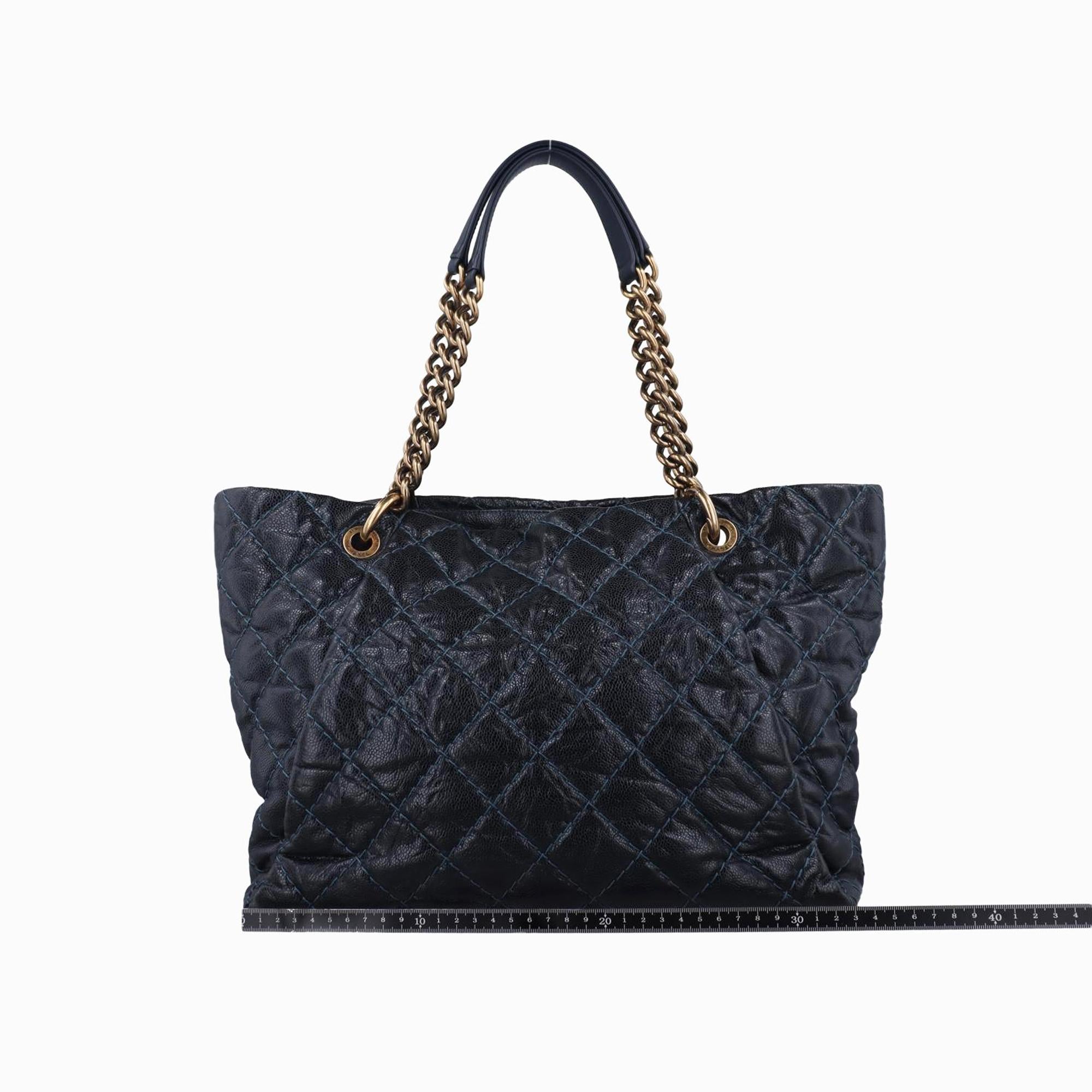 シャネル Chanel ショルダーバッグ レディース マトラッセ　ココマークGST ブラック キャビアスキン A67605 15251649