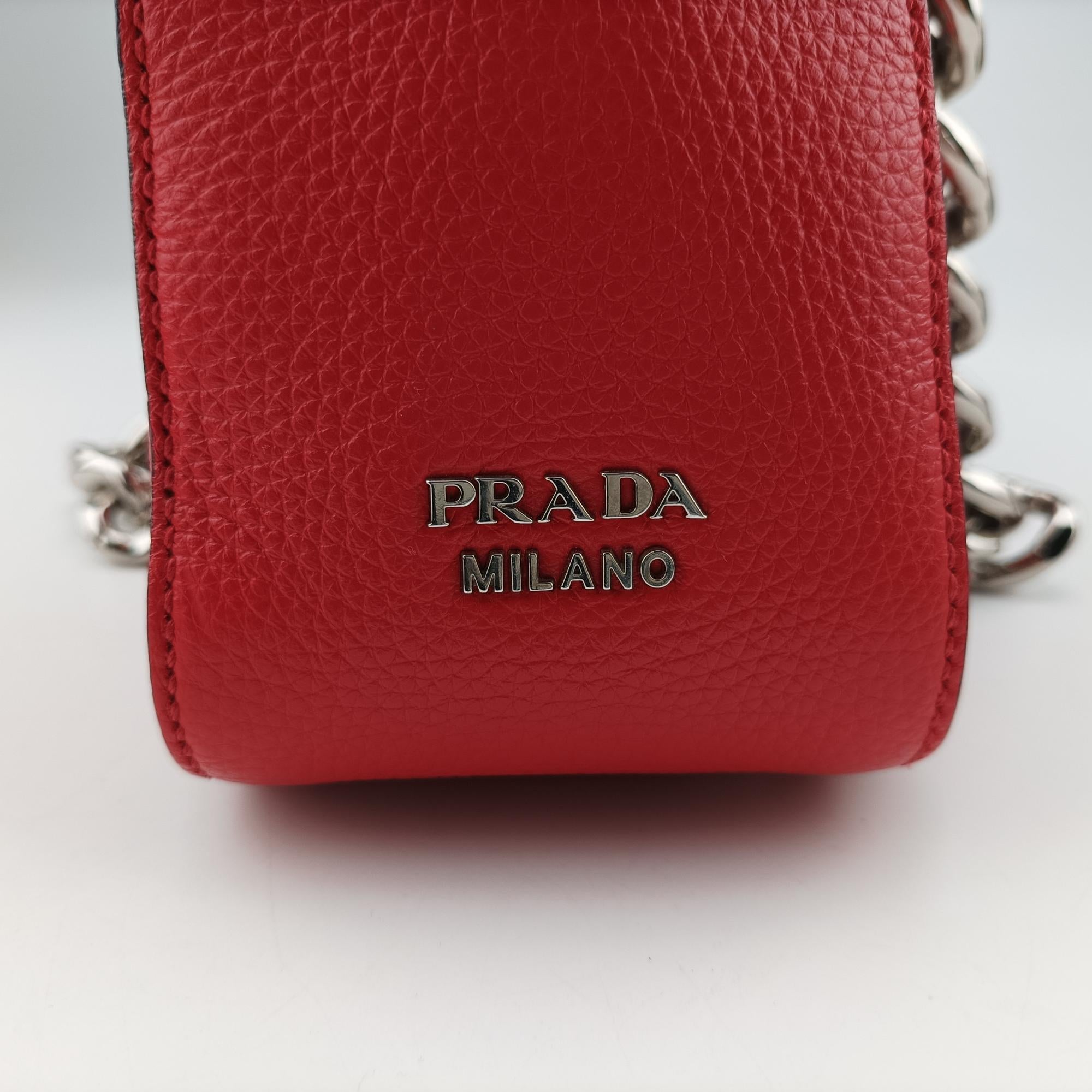 プラダ Prada ショルダーバッグ レディース ラッカグロメット レッド レザー 1BB017 177V