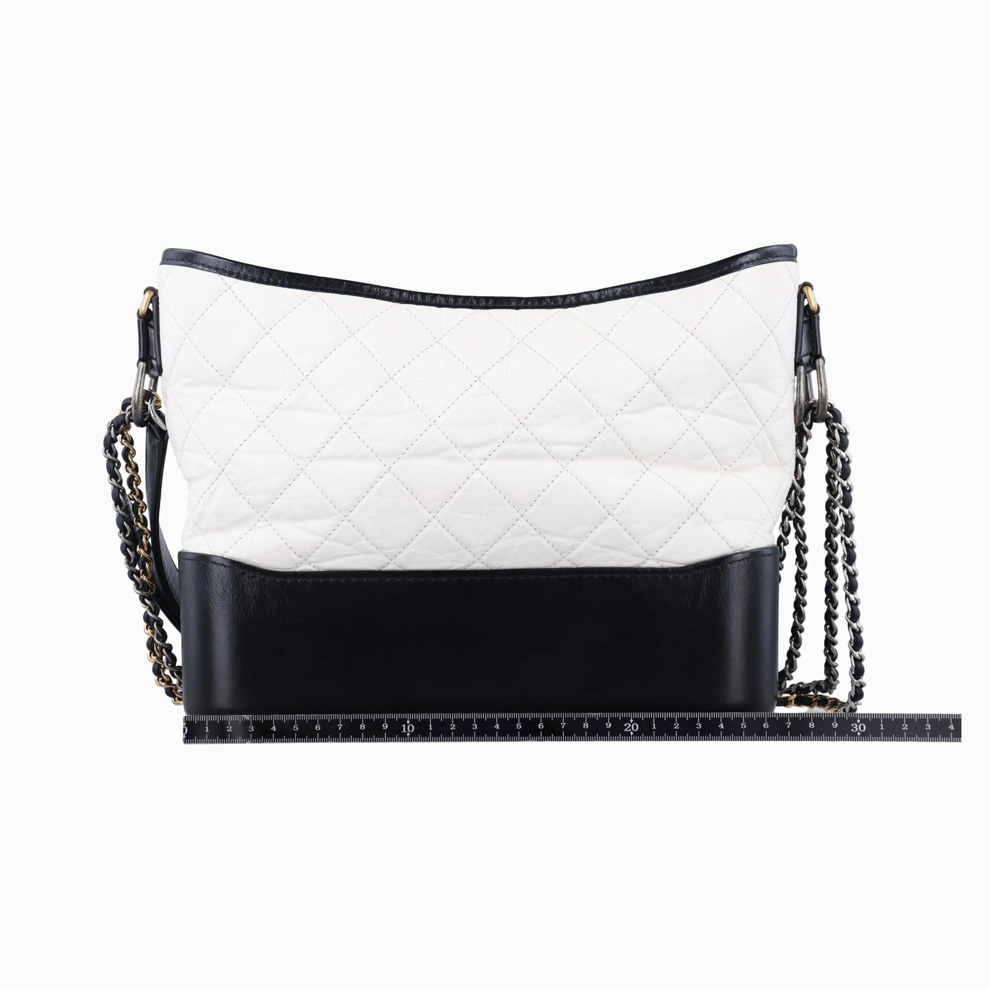 シャネル Chanel ショルダーバッグ レディース ガブリエル ホワイト×ブラック レザー A93824 28572277