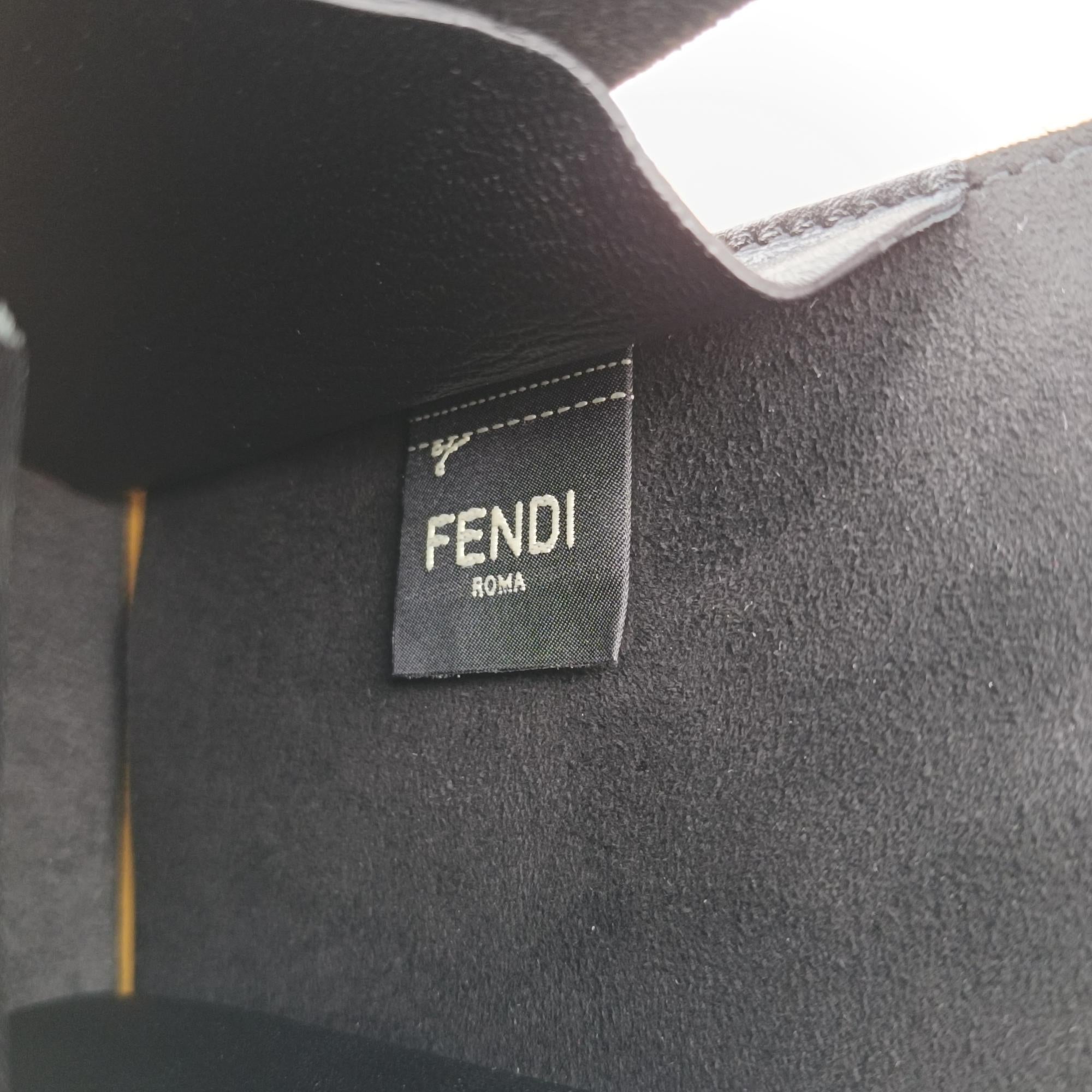 フェンディ Fendi ショルダーバッグ レディース FENDIボックス パッケージング イエロー レザー 7VA519-ADP6 218-9047