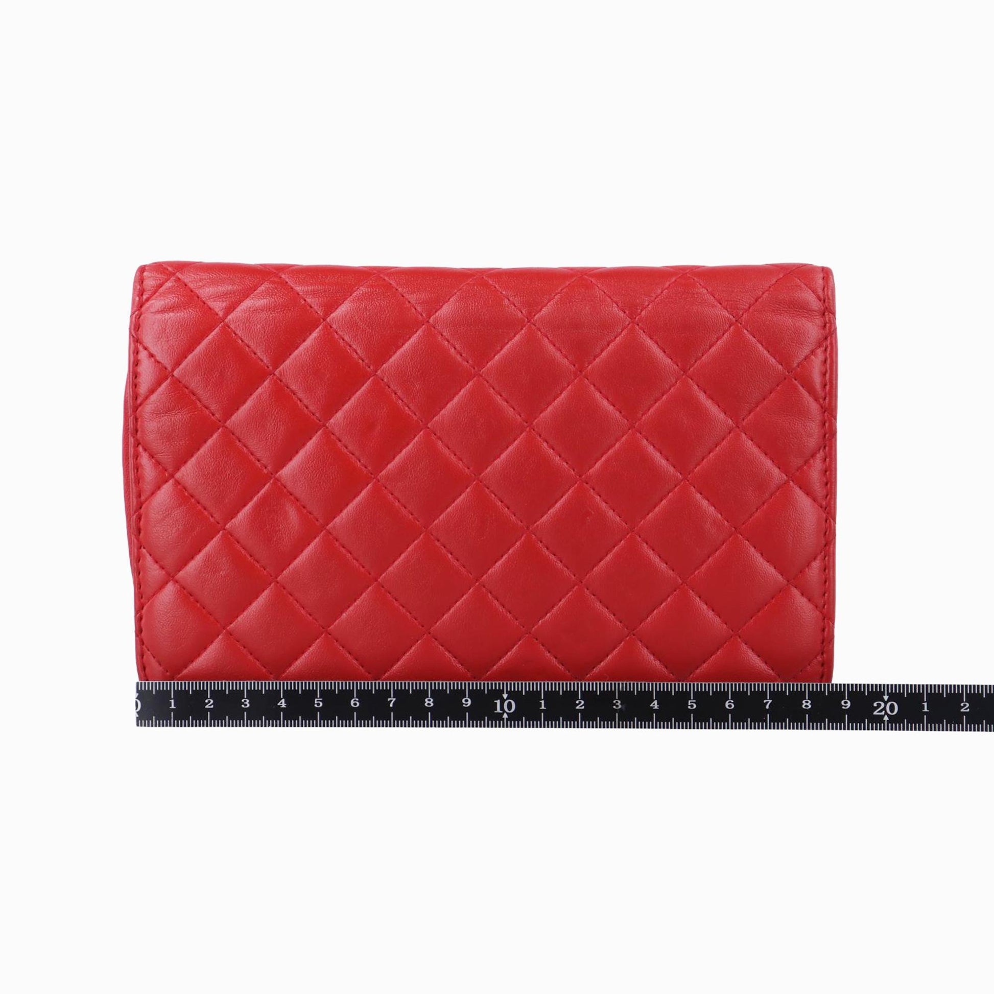 シャネル Chanel ショルダーバッグ レディース マトラッセ　ココマーク レッド ラムスキン A80113 18739432