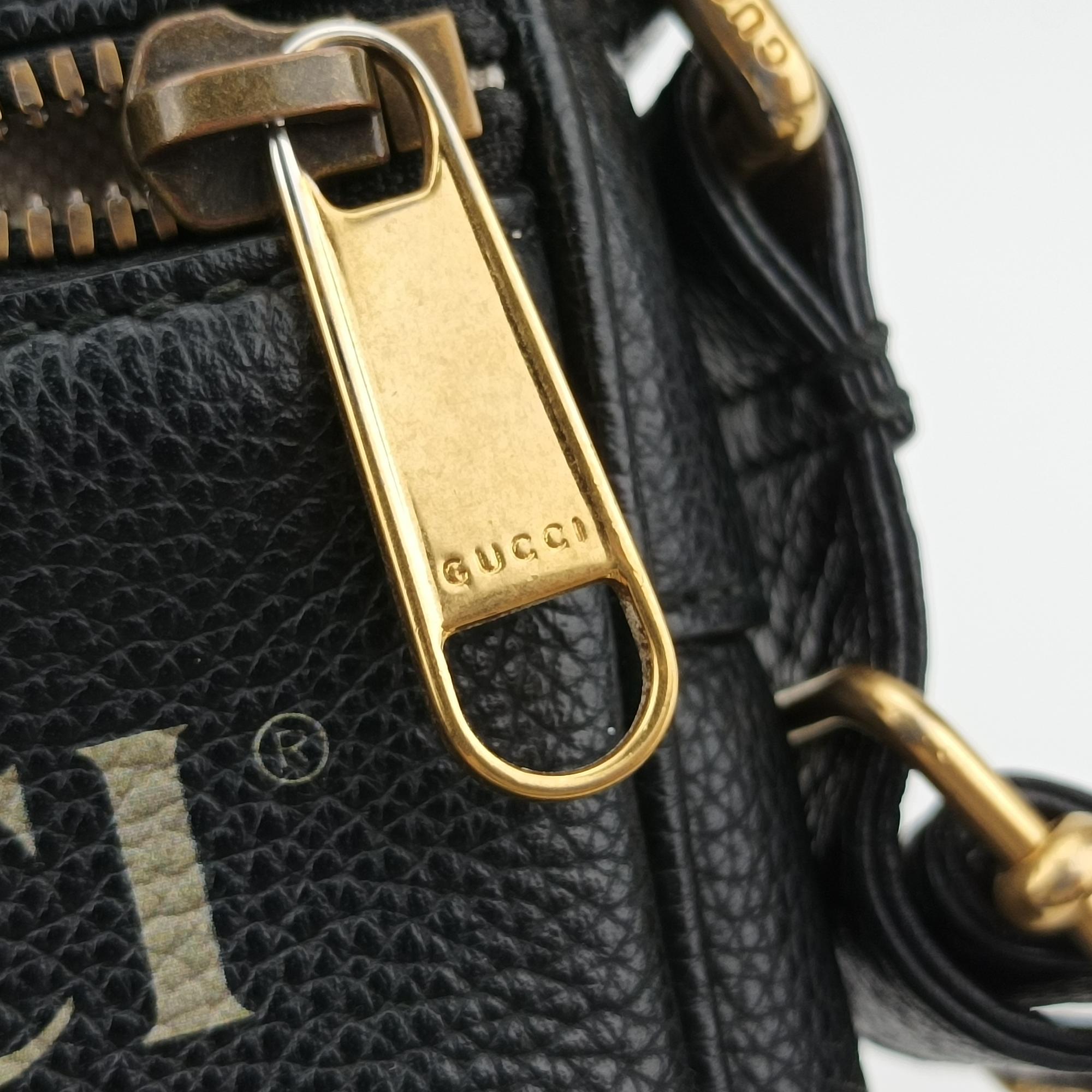 グッチ Gucci ショルダーバッグ レディース グッチプリント ブラック レザー 574803 C029135668と記載有り