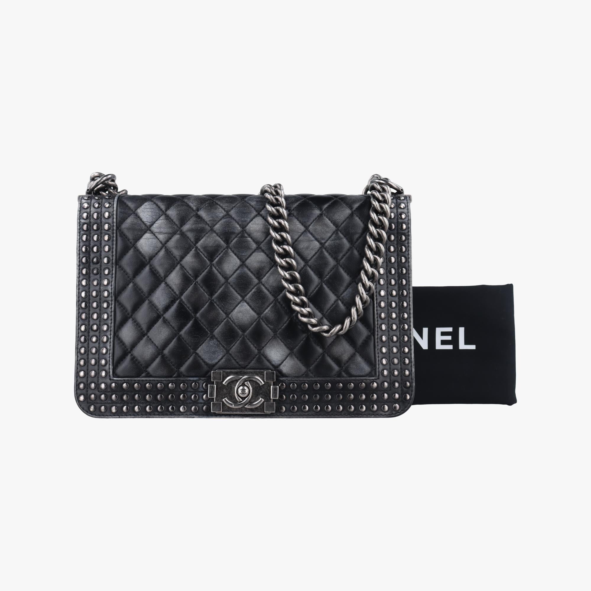 シャネル Chanel ショルダーバッグ レディース ボーイシャネル グレー ラムスキン A92409 19867311