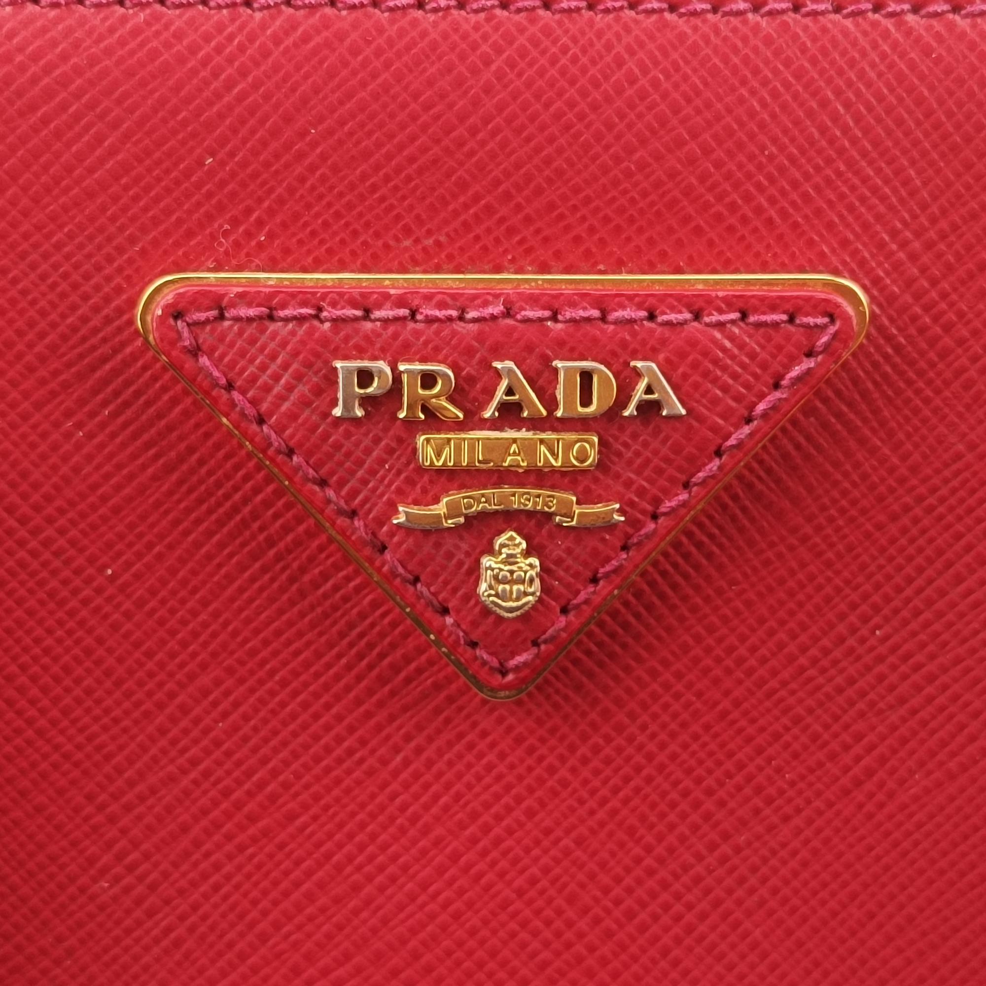 プラダ Prada ショルダーバッグ レディース ガレリア レッド サフィアーノレザー BN2274 31/X 165