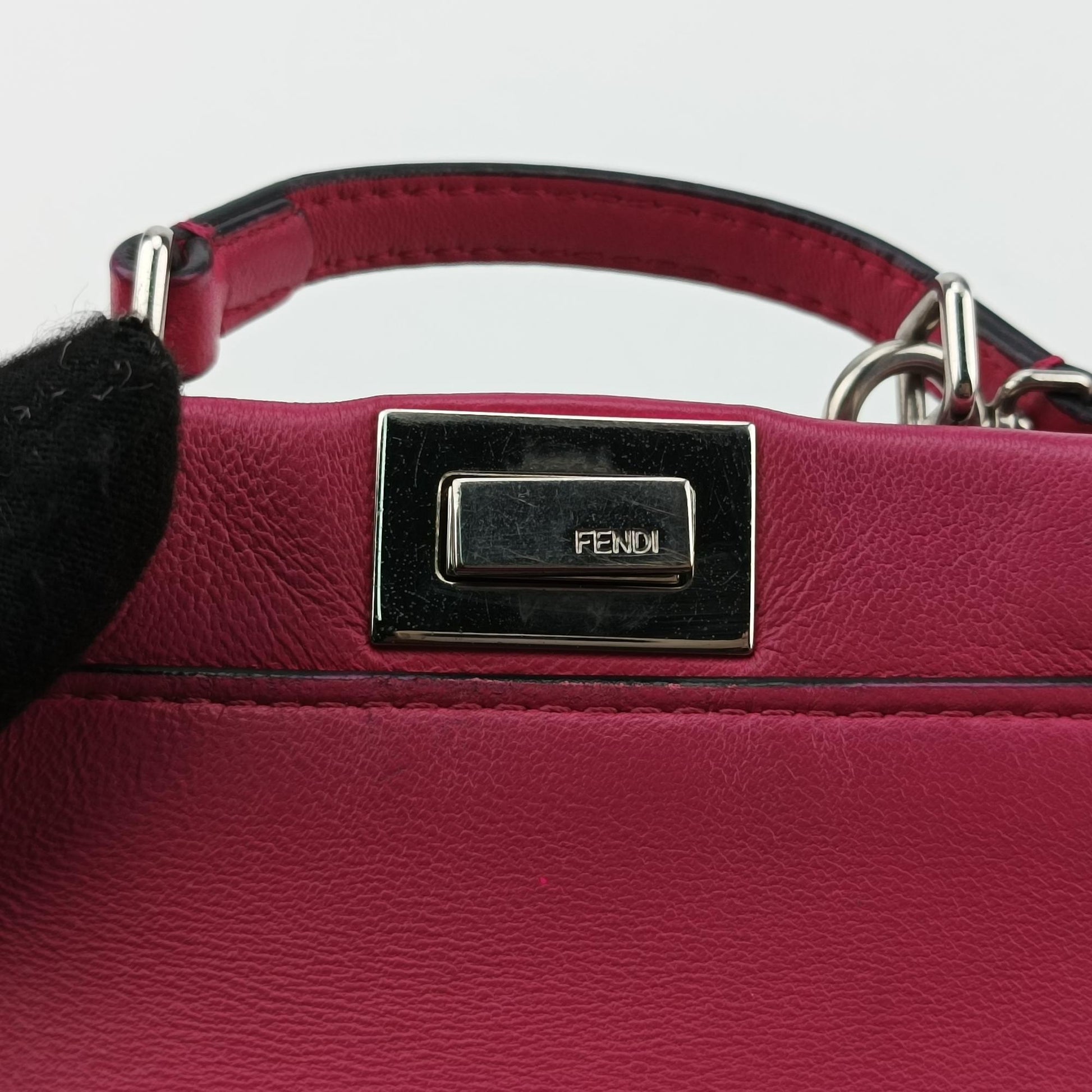 フェンディ Fendi ショルダーバッグ レディース マイクロ ピーカブー ローズ レッド レザー 8M0355-K47-169-8241