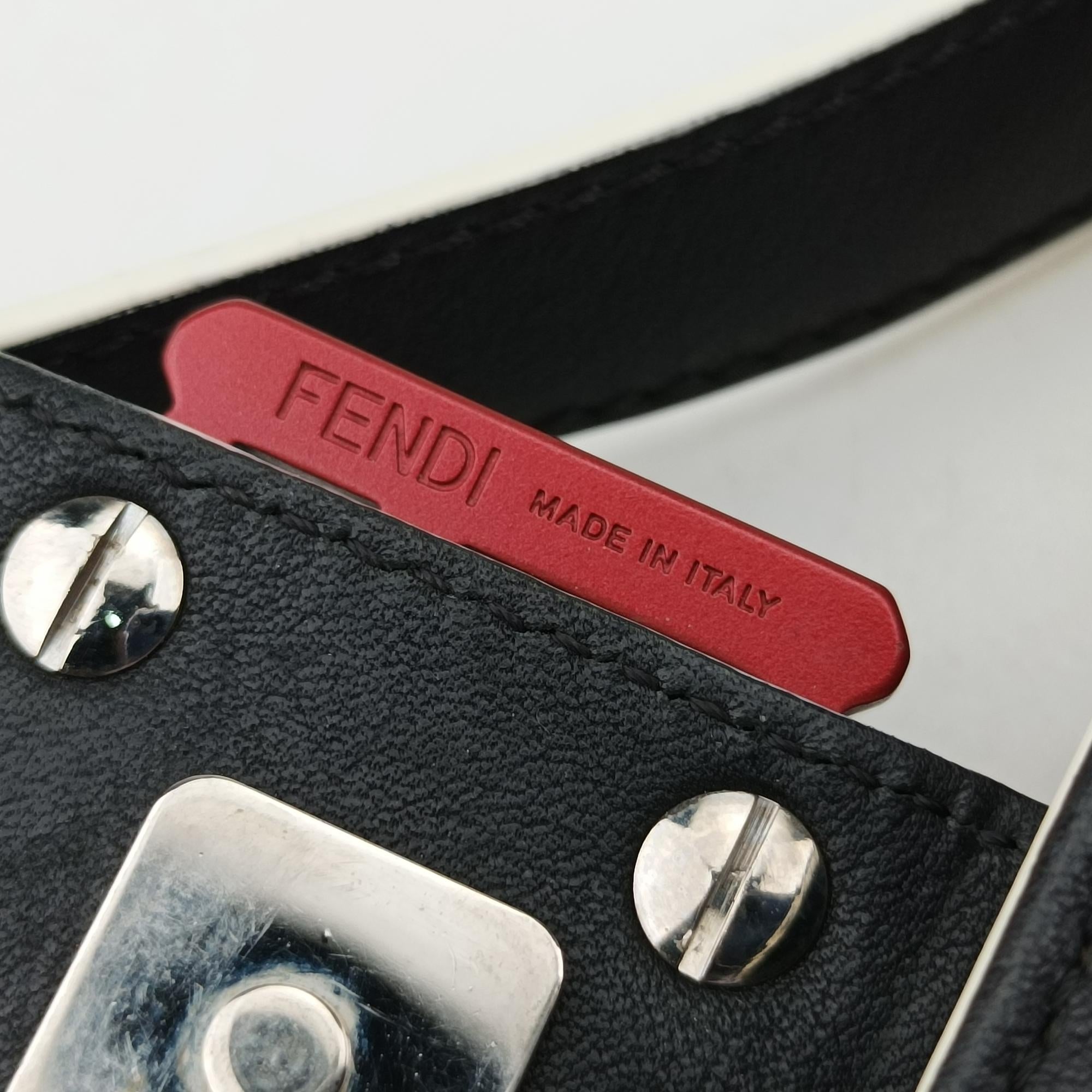 フェンディ Fendi ショルダーバッグ レディース モンスター　バゲット ブラック レザー 8BR600-41K-159-9851