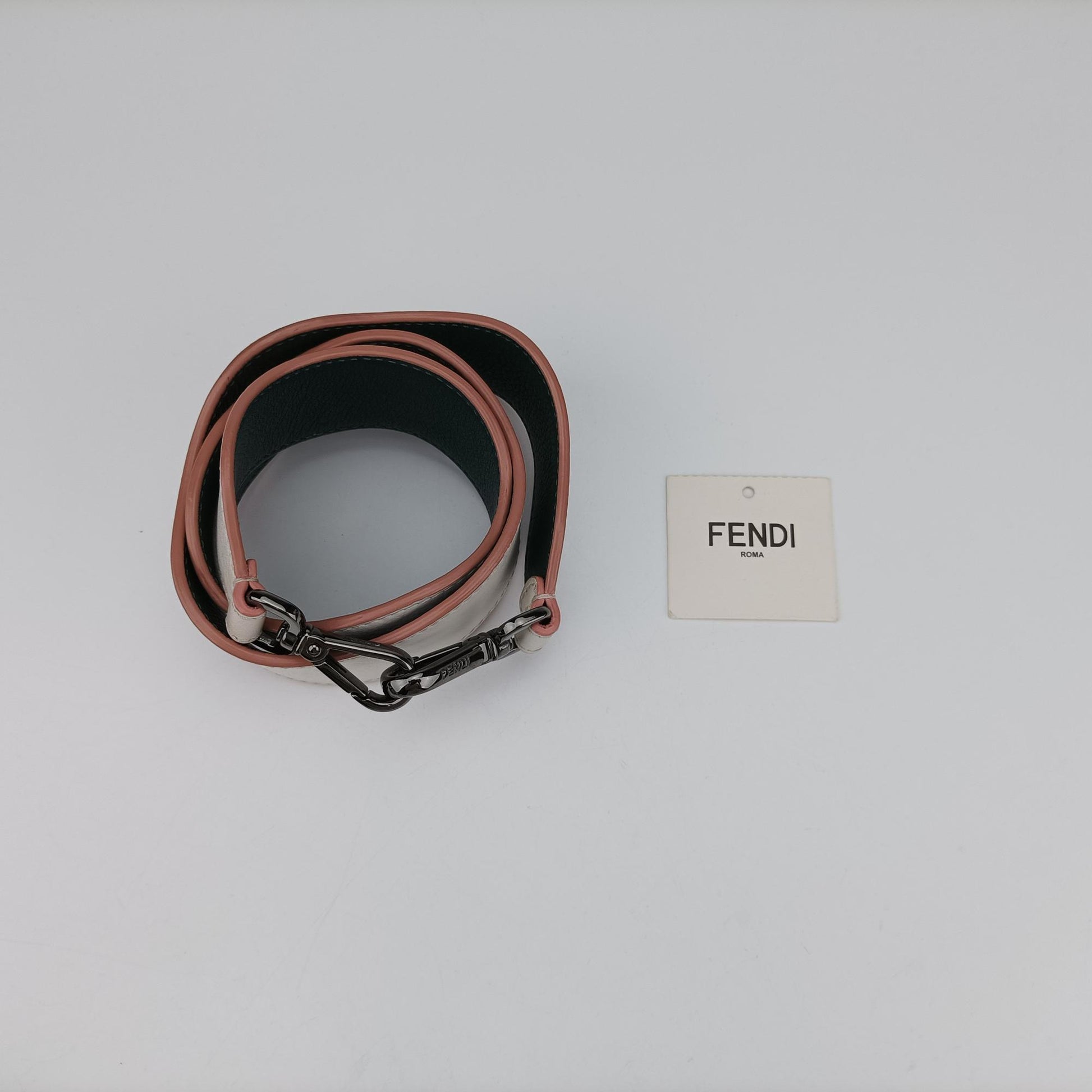 フェンディ Fendi ショルダーバッグ レディース バゲット ホワイト レザー 8BR600-I8L-169-10429