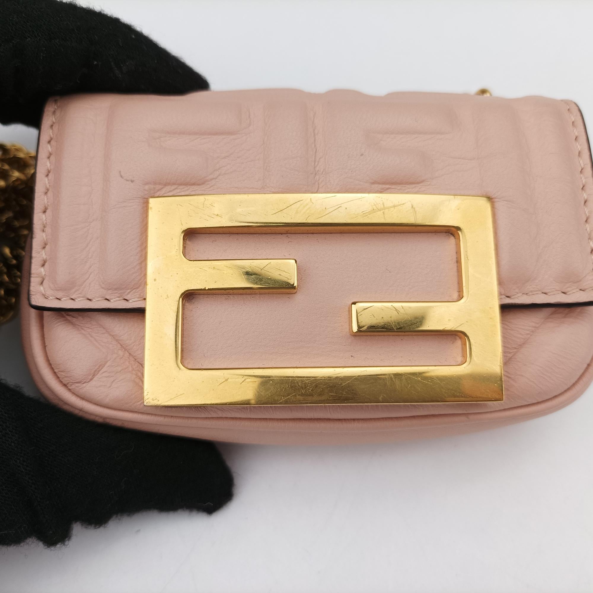 フェンディ Fendi ショルダーバッグ レディース ナノバゲット ピンク ラムスキン 7AS148-A4JD-229-0189