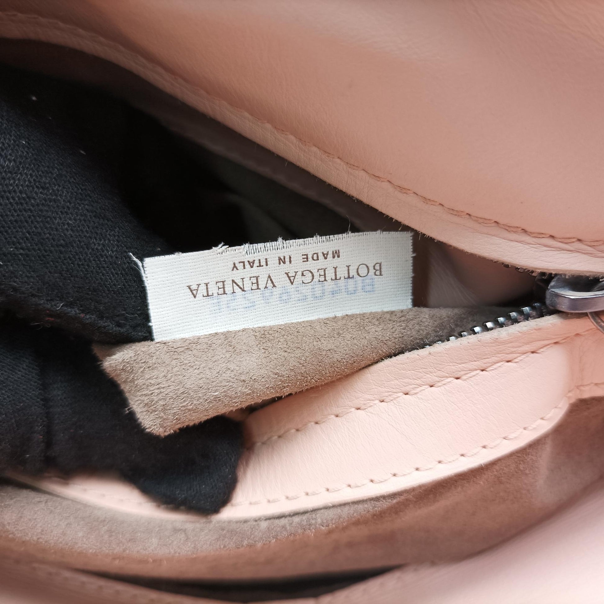 ボッテガヴェネタ Bottega Veneta ハンドバッグ レディース ローマ イントレチャート ピンク ラムスキン B04026925E